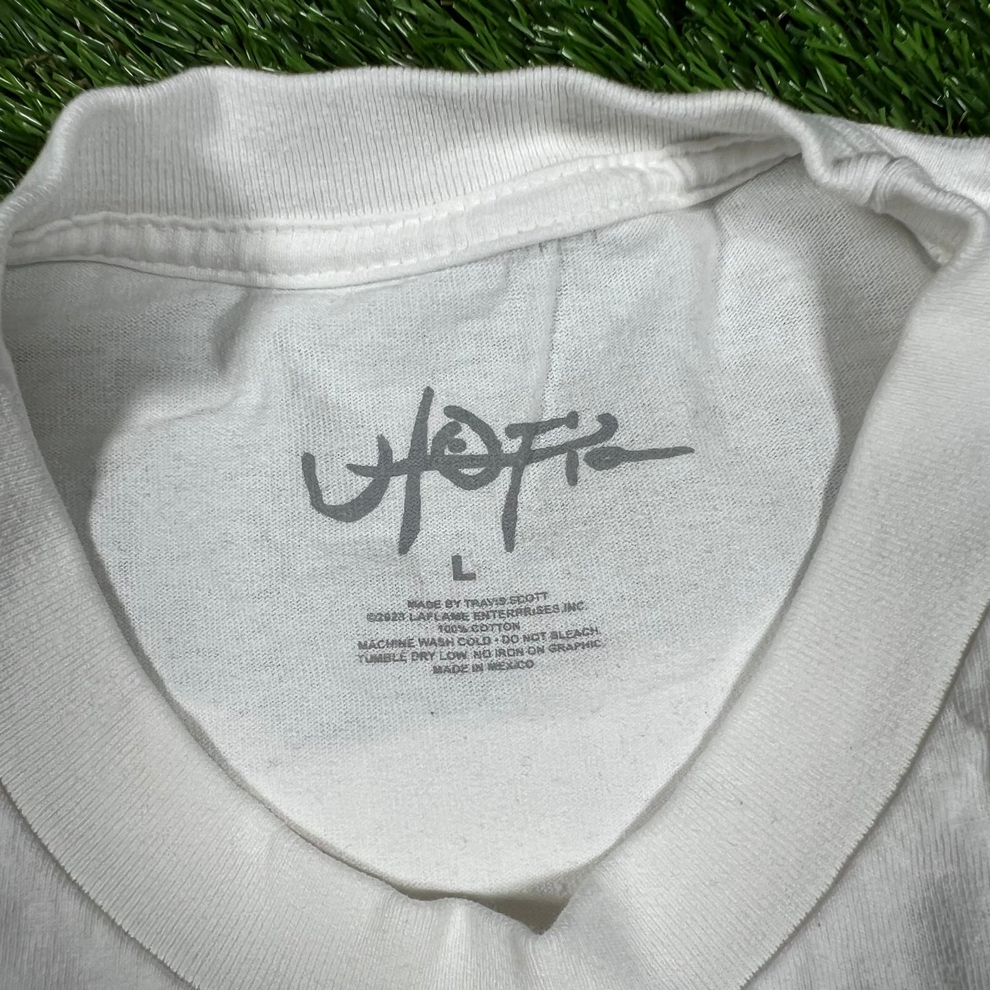 Travis Scott Utopia White Statues Tee Size Large USED x14494