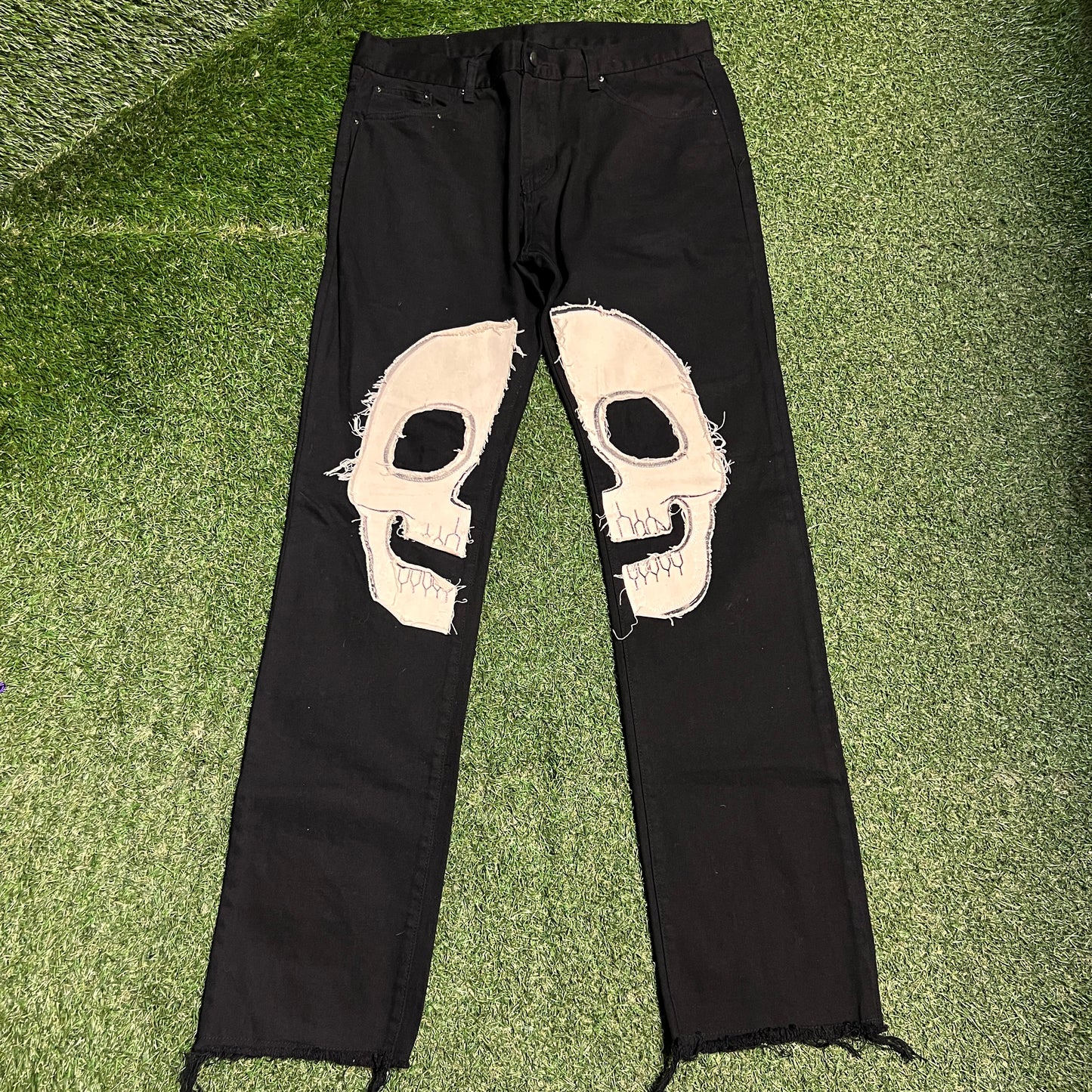 MNML Skull Patches Black Jeans Size 36 USED v16500