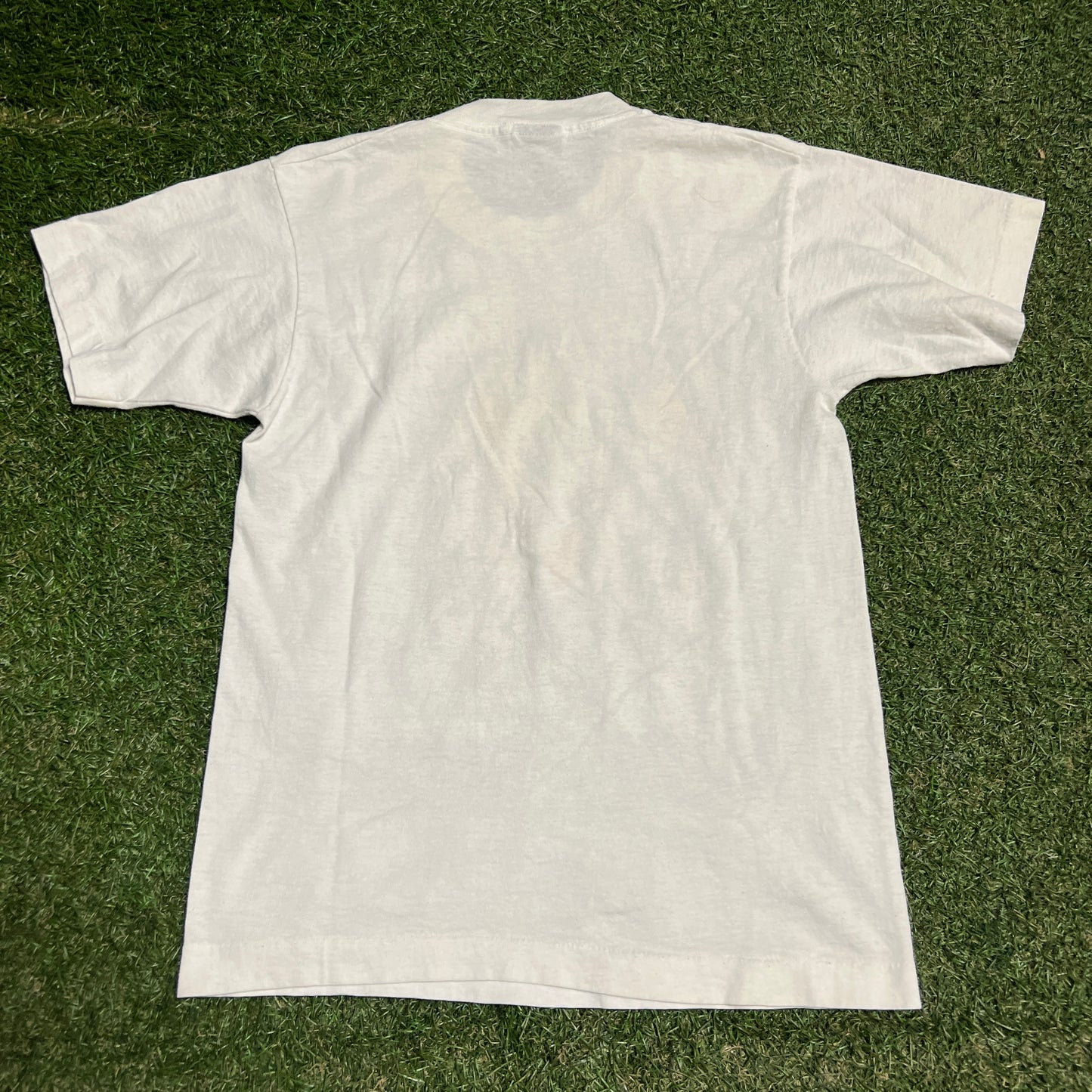 1988 LA Lakers World Champs Back to Back Cartoon White Tee Size Small USED v16369