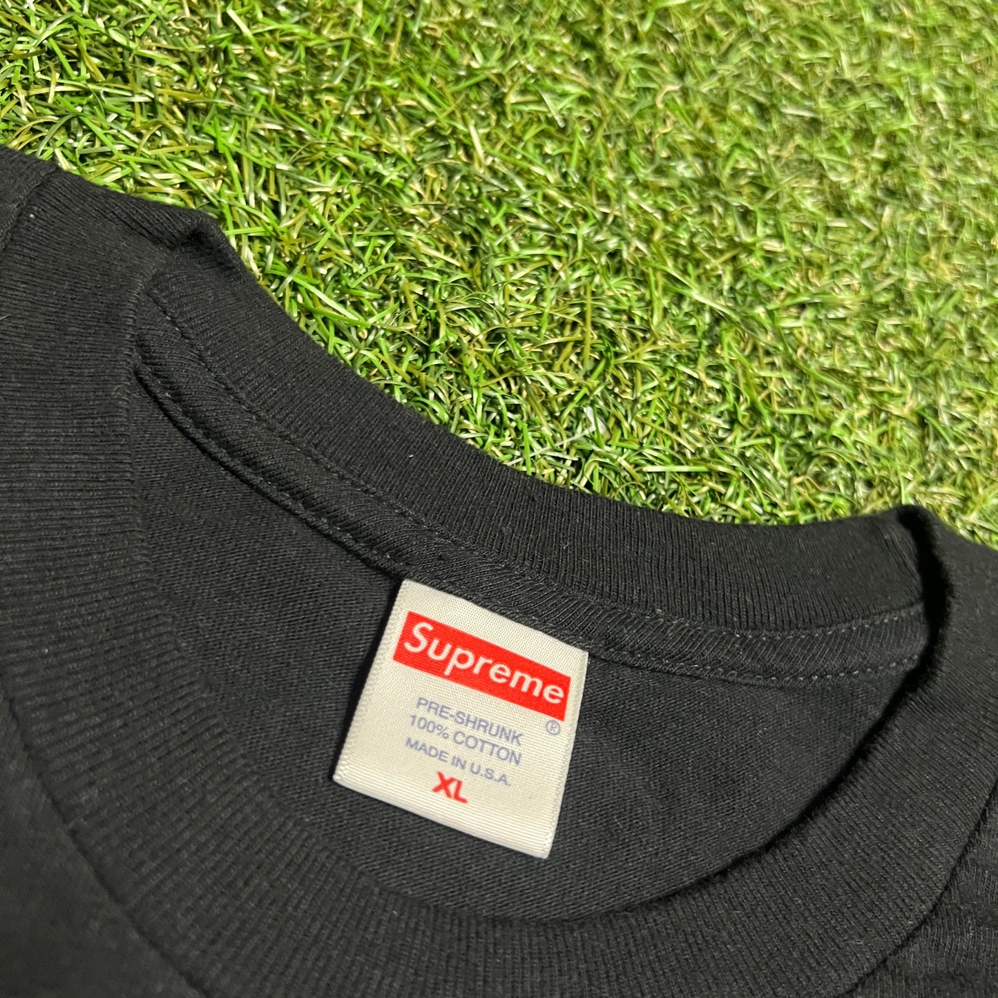 Supreme Naomi Black Tee Size XL USED x13291