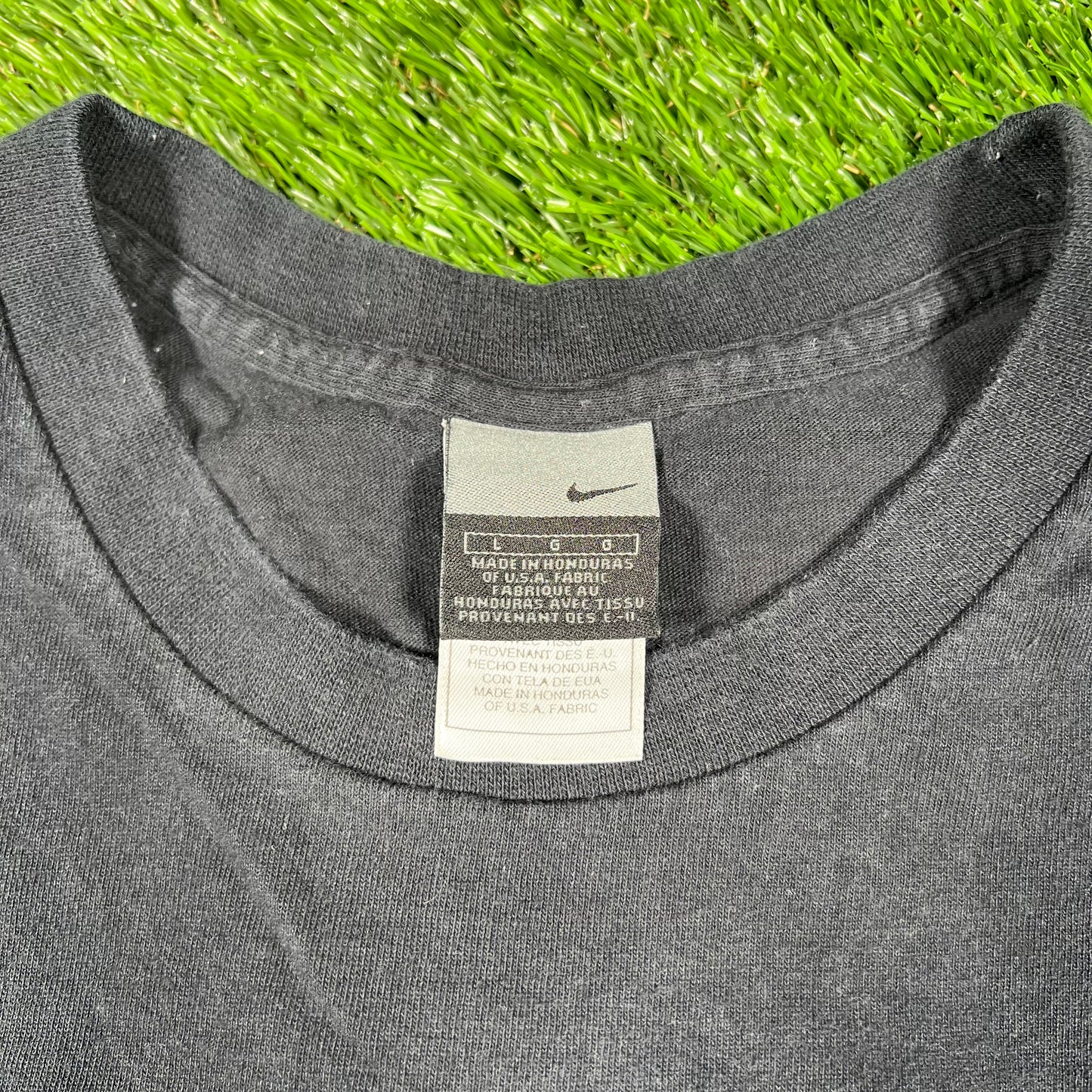 Y2K Nike Glitter Center Swoosh Black Tee Size Large USED v16781