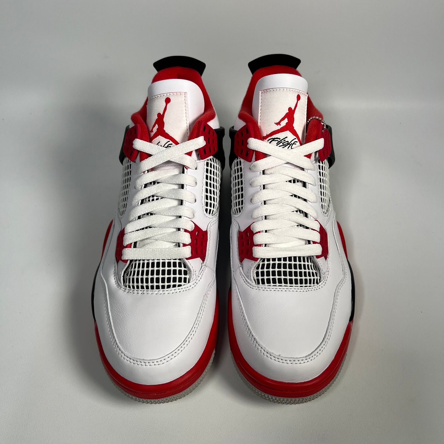 Jordan 4 Fire Red (2020) Size 8 NEW s17718