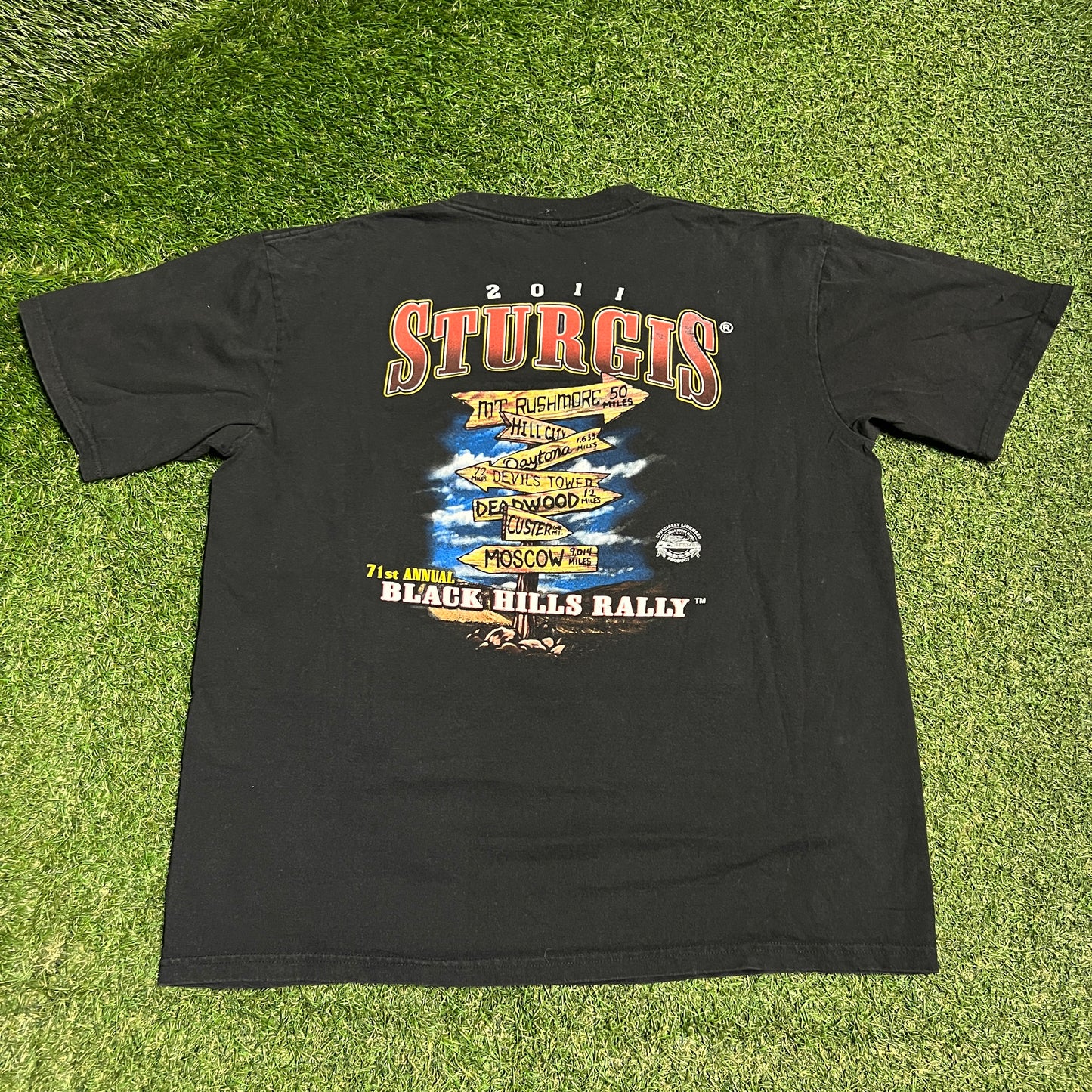 2011 Stirgis Black Hills Rally Wolf Black Tee Size XL USED v16432