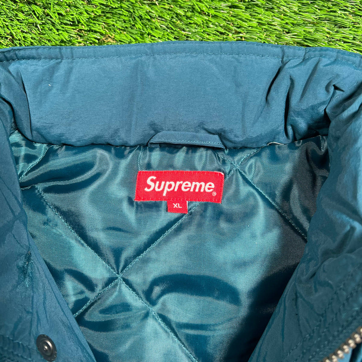Supreme Stadium Blue/Teal Parka (2017) Size XL USED x16209