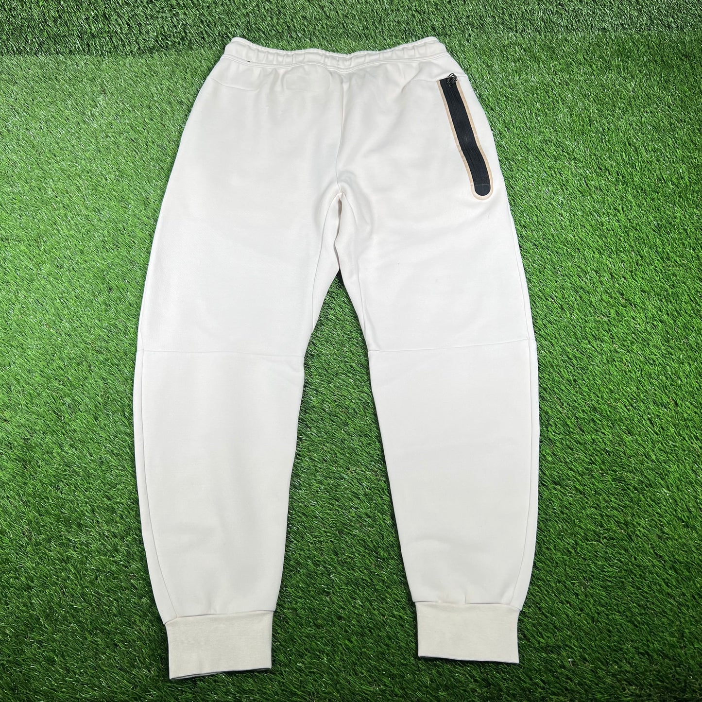 Nike Tech Cream Grey Pants Size Small USED v16838
