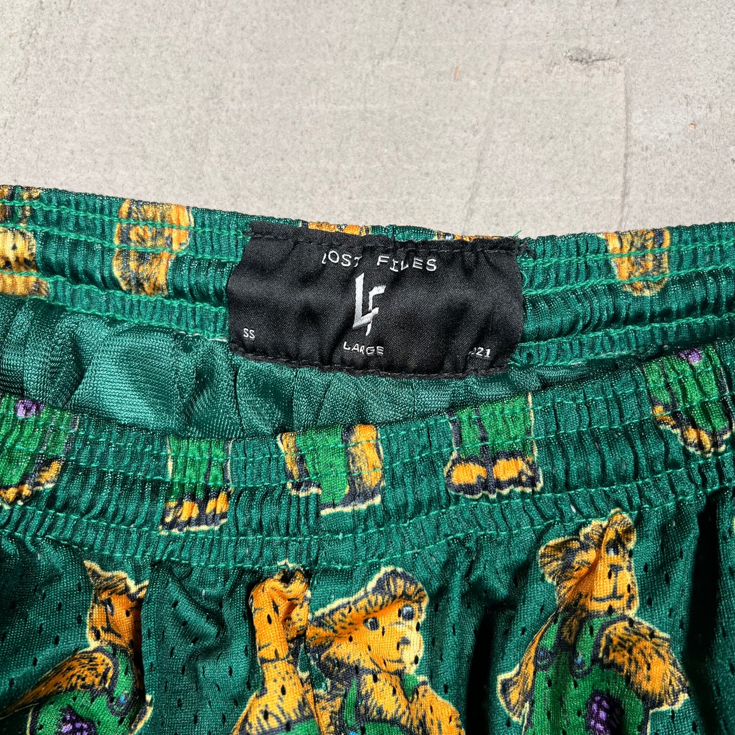 Lost Files Mesh Shorts AOP Bear Size Large USED v19427