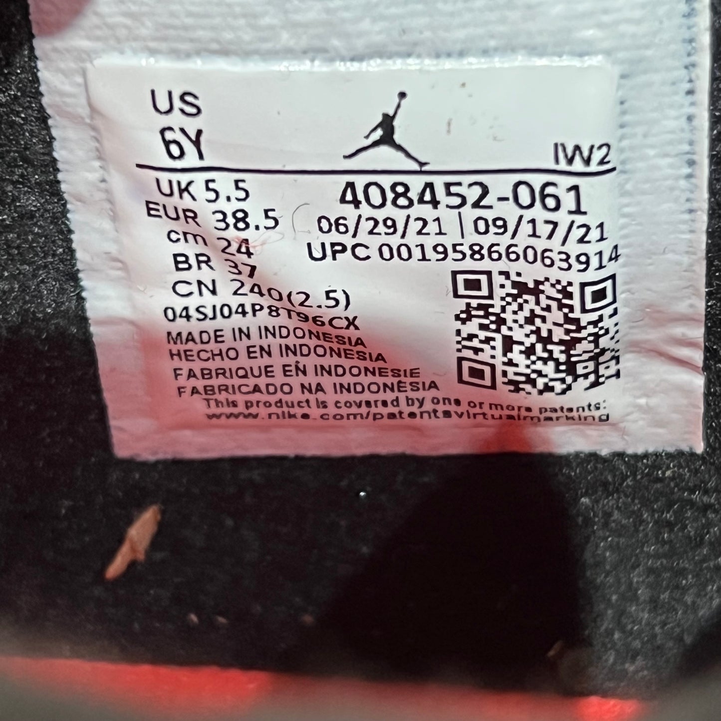 Jordan 4 Infrared (2022) Size 6Y NEW s20819