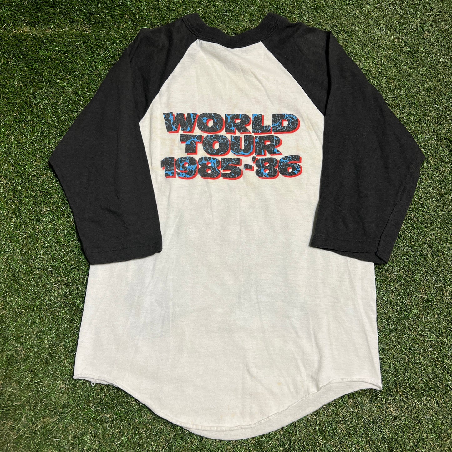 1986 Heart World Tour White/Black Baseball Tee Size Small USED v16398