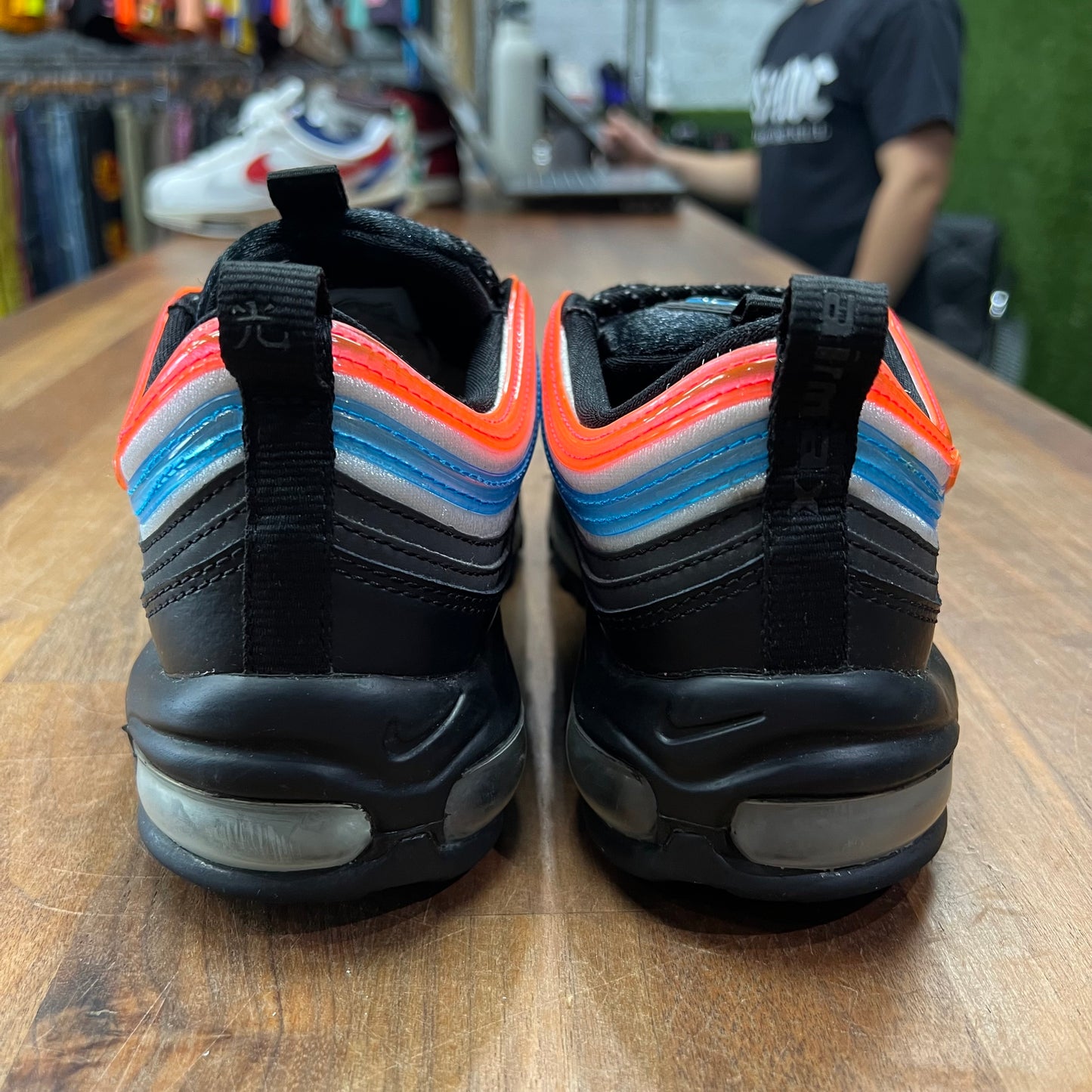Nike Air Max 97 Neon Seoul Size 9 USED S17126