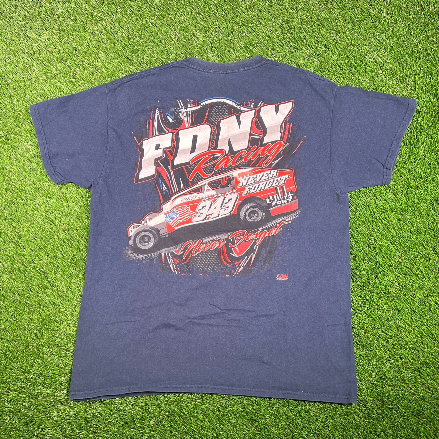2001 FDNY In Memory Navy Tee Size Large USED v17709