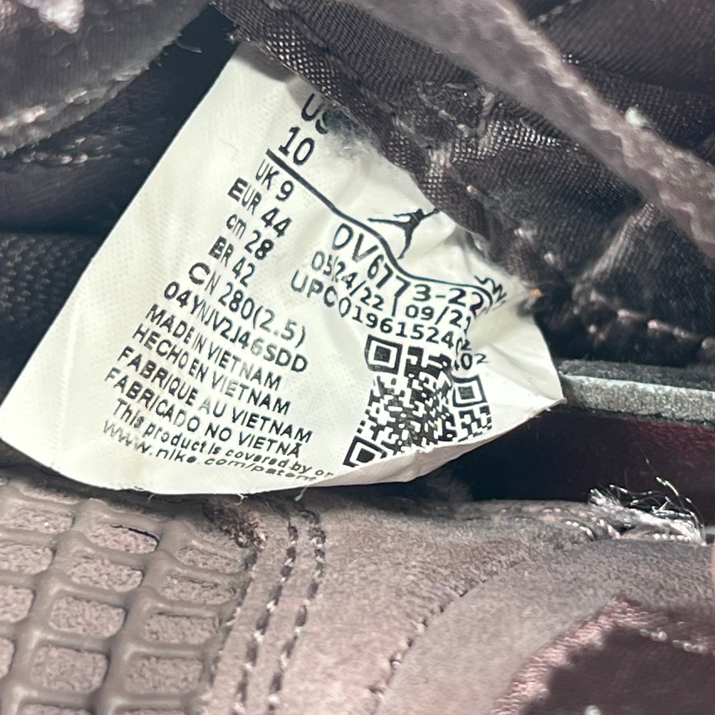 Jordan 4 A Ma Maniere Violet Ore Size 10 USED S17408