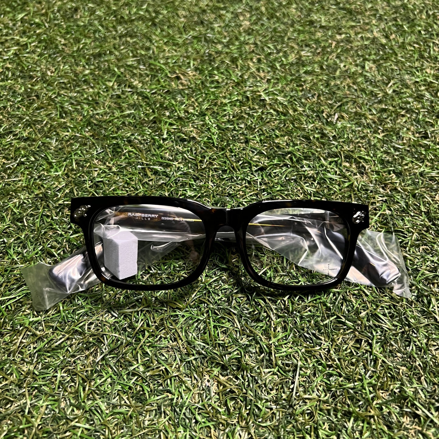 GV Gallery Raspberry Arguello Flames Glasses Size One Size NEW x13966