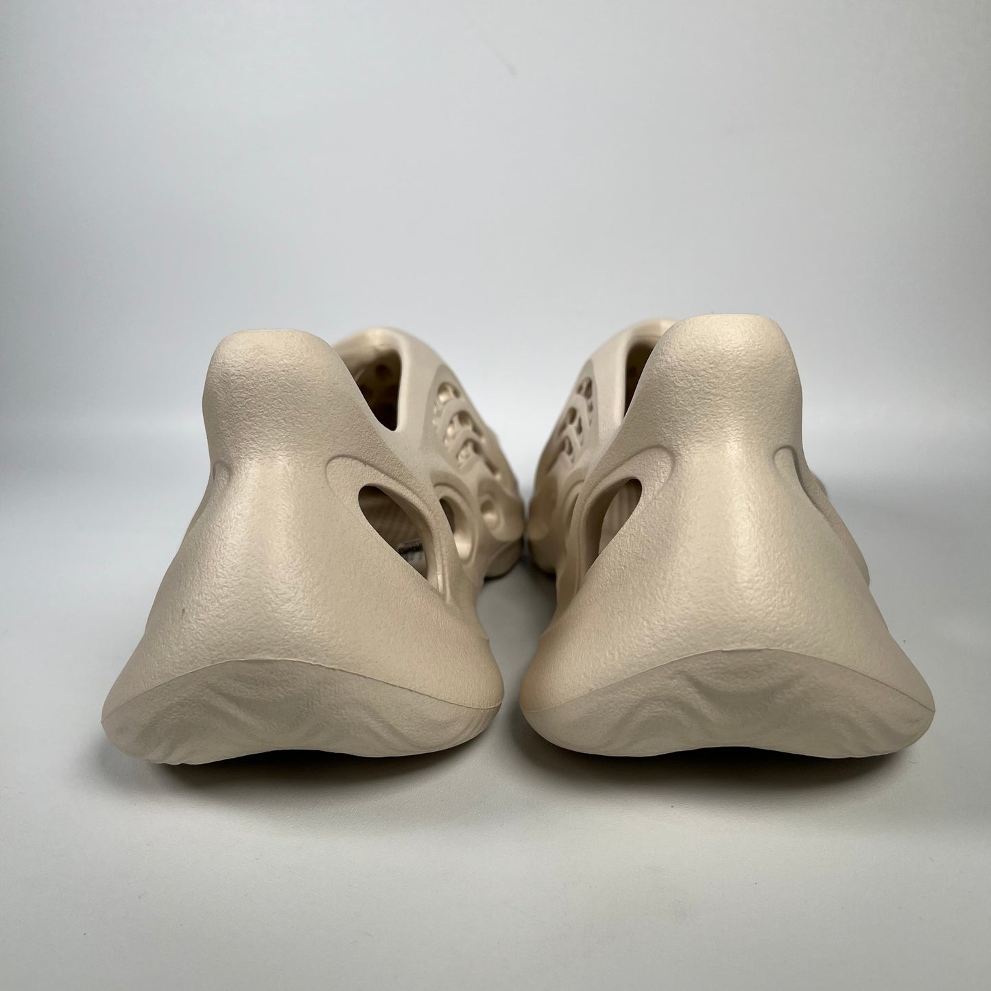 Adidas Yeezy Foam Runner Sand (2021) Size 9 NEW s18001