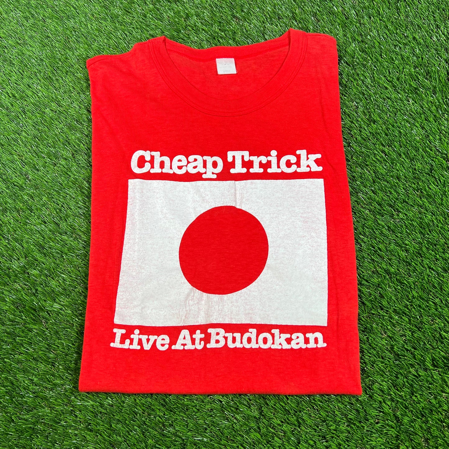 1990s Cheap Trick Live At Budokan Red Tee Size Large USED v16625