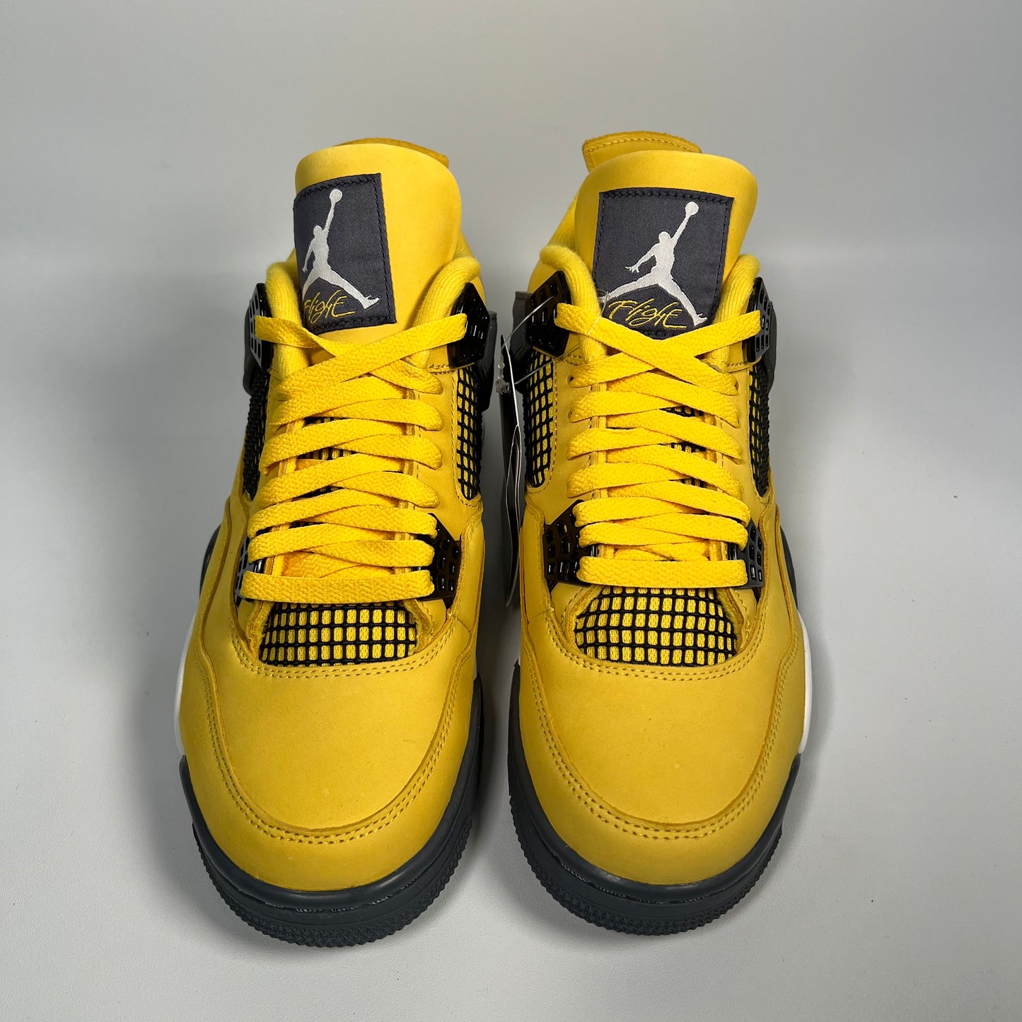 Jordan 4 Lightning (2021) Size 9 NEW s17763