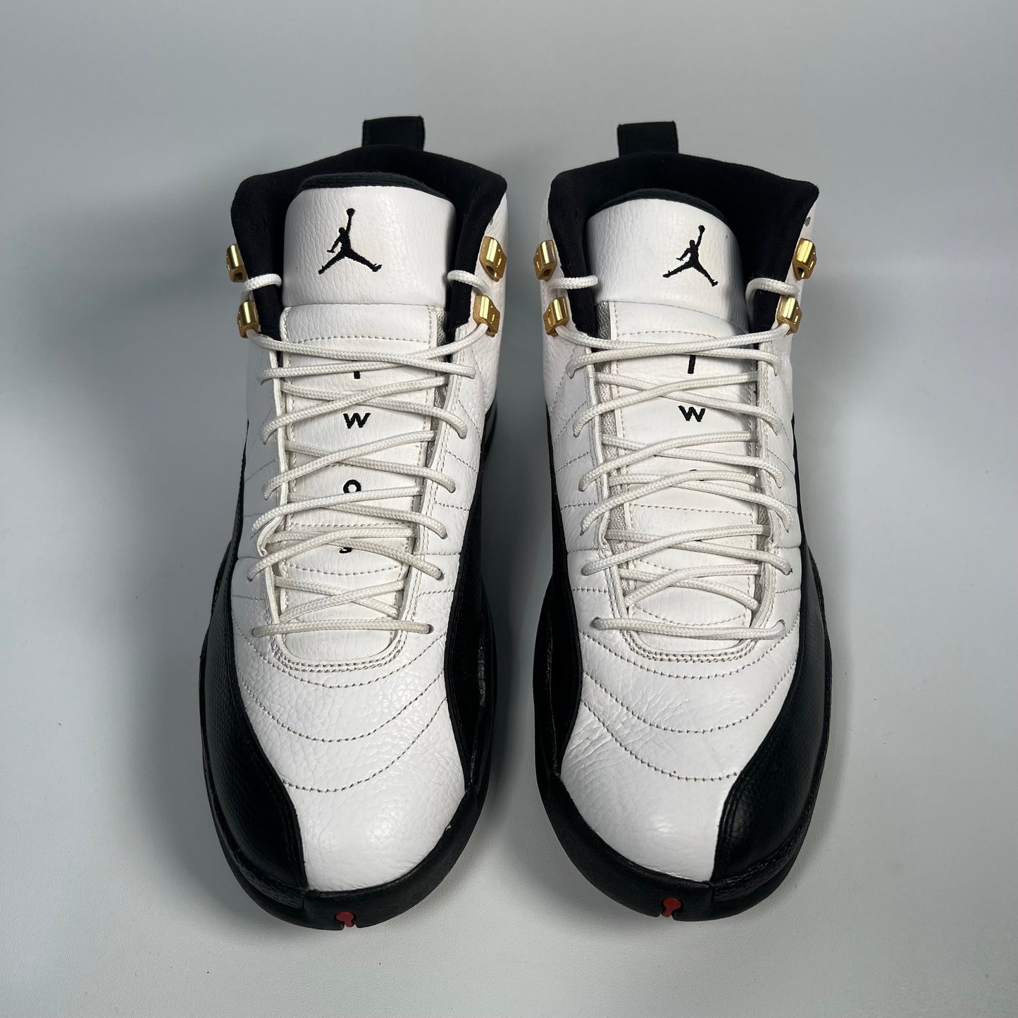 Jordan 12 Taxi (2013) Size 11 USED s17561