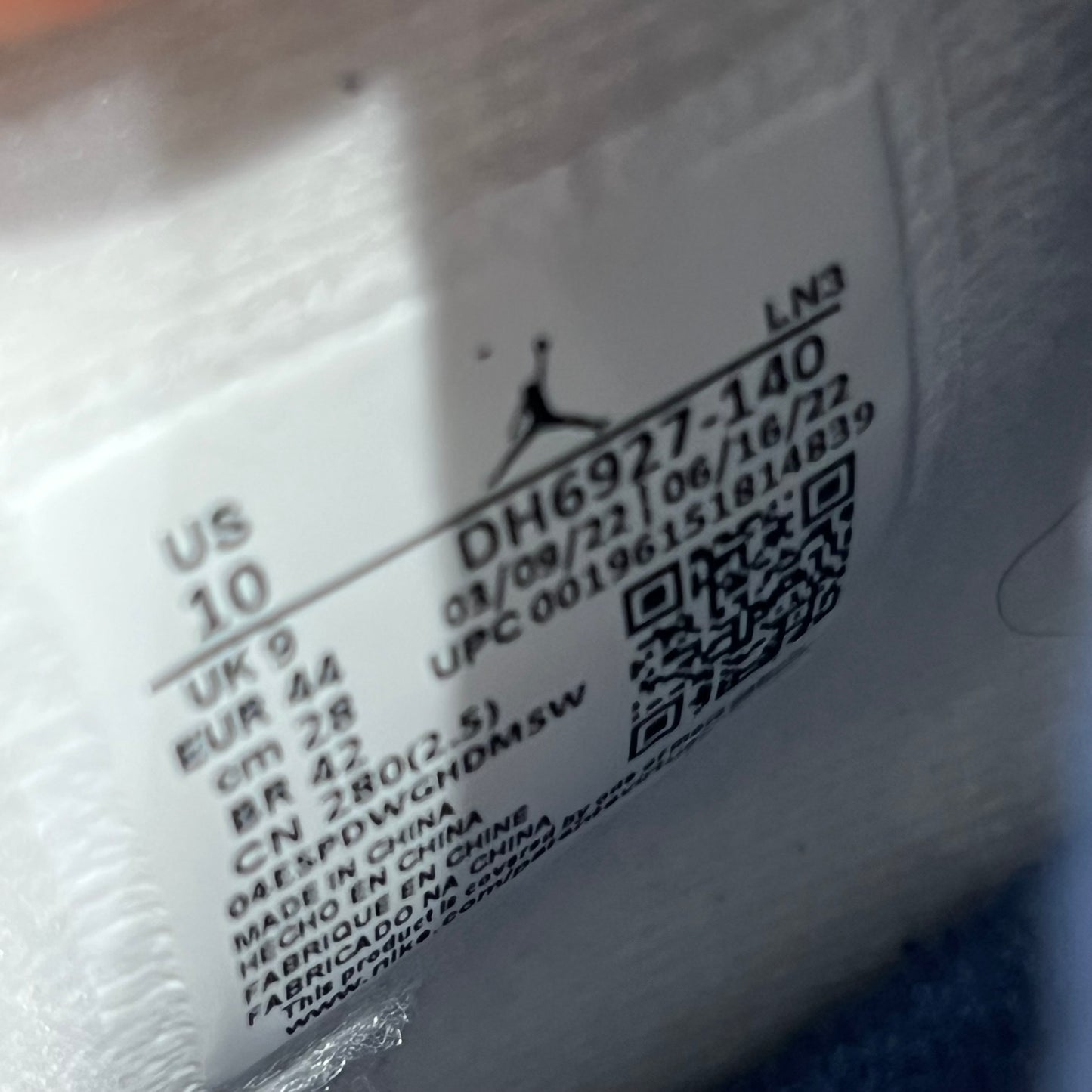 Jordan 4 Midnight Navy (2022) Size 10 NEW s22421