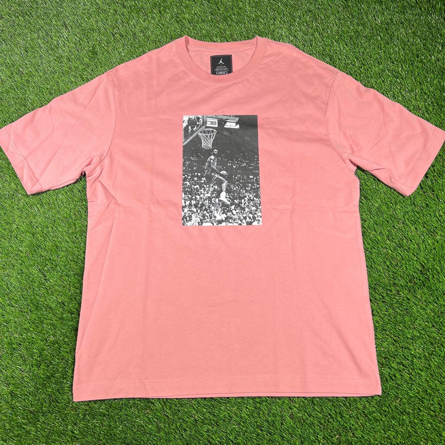 Jordan Union LA Jordan Dunking Salmon Tee Size Medium USED x14665