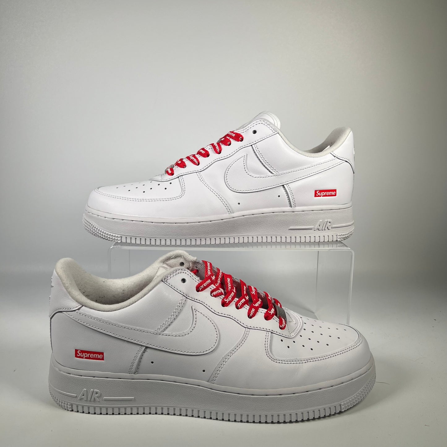 Nike x Supreme Air Force 1 Low White (2020) Size 10.5 USED s18509