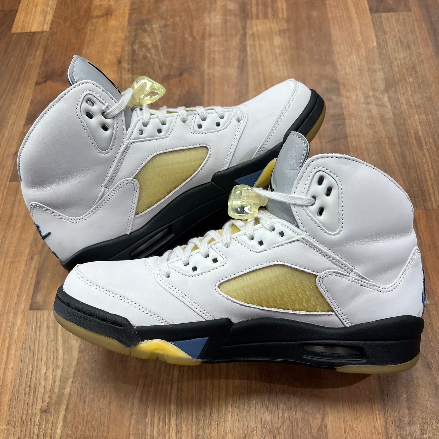 Jordan 5 A Ma Maniere Dawn Size 8.5 USED S17124