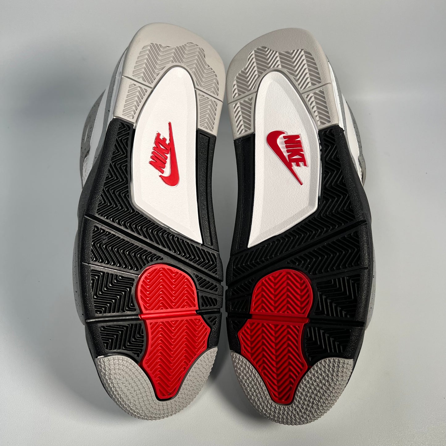 Jordan 4 White Cement (2025) Size 12 NEW s17569