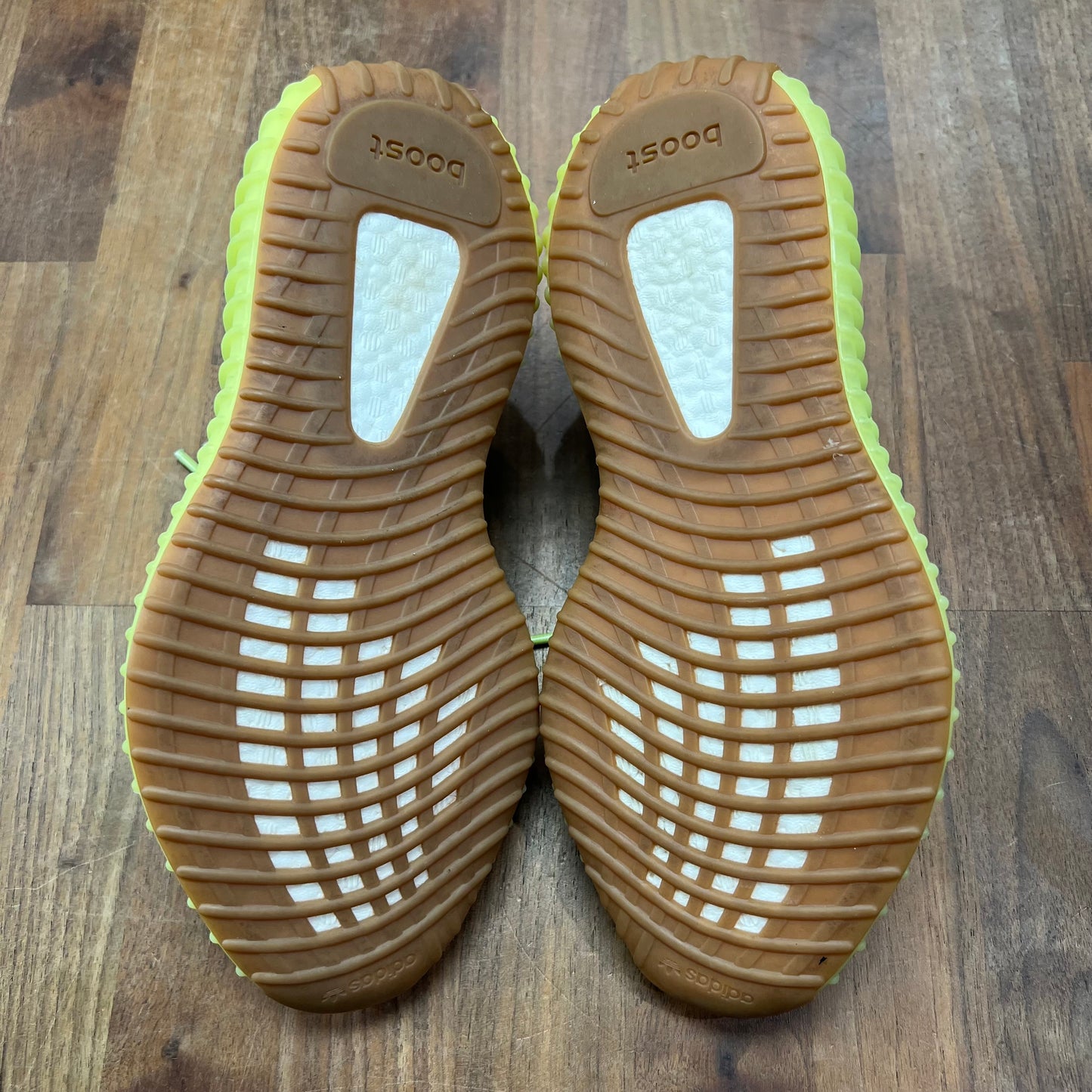 Adidas Yeezy Boost 350 V2 Semi Frozen Yellow Size 8 USED s17090