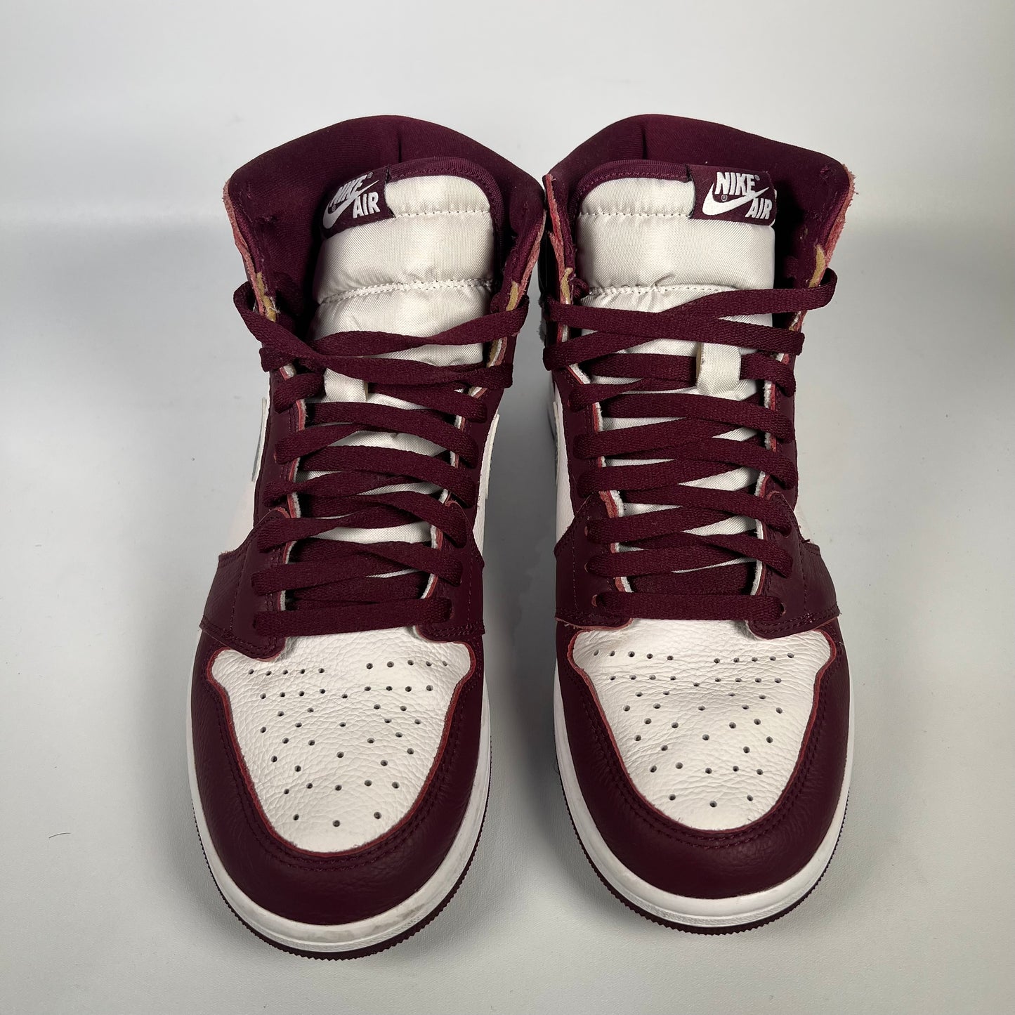 Jordan 1 High Bordeaux (2021) Size 10 USED s17890