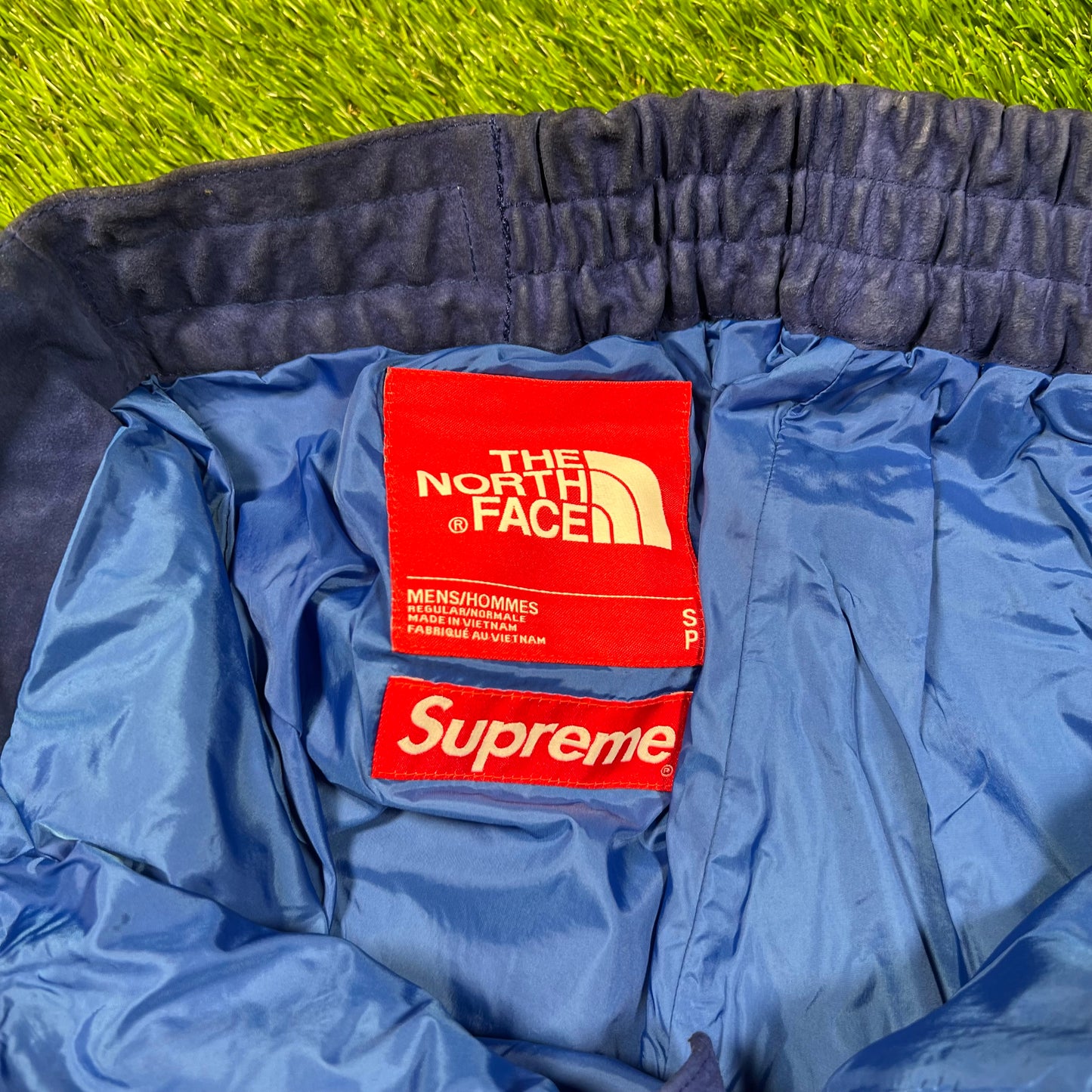 Supreme The North Face Suede Mountain Blue Pants (2023) Size Small USED x16729