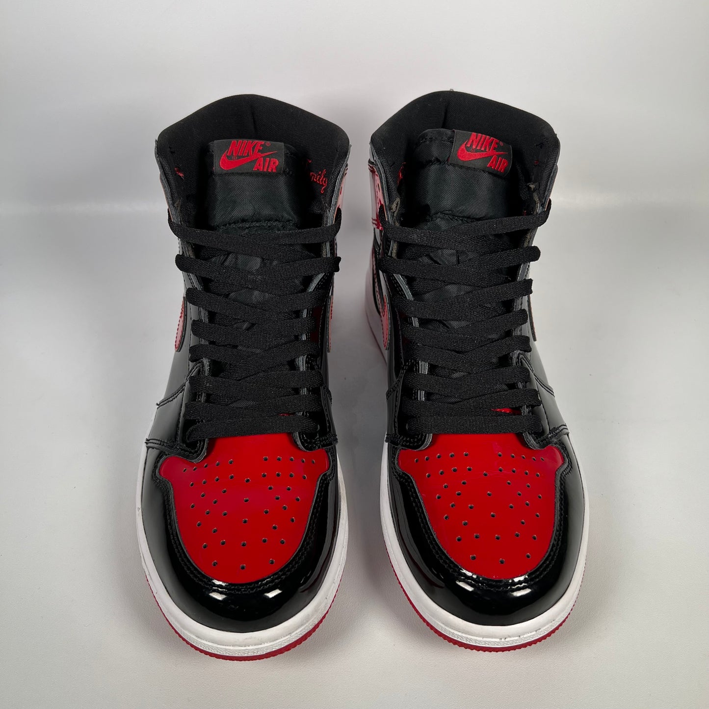 Jordan 1 High Patent Bred (2021) Size 9.5 USED s17924