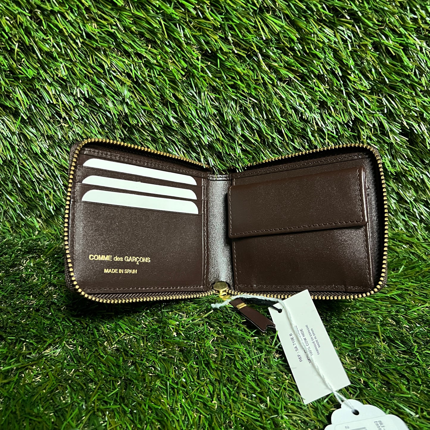 CDG Embossed B Brown Leather Wallet NEW x13511