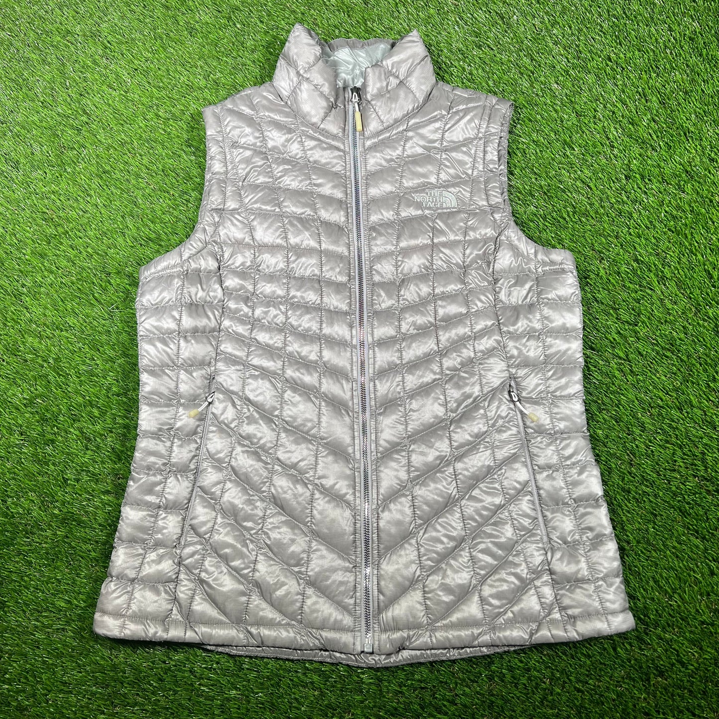 Women's North Face Grey Vest Size Medium USED v16880