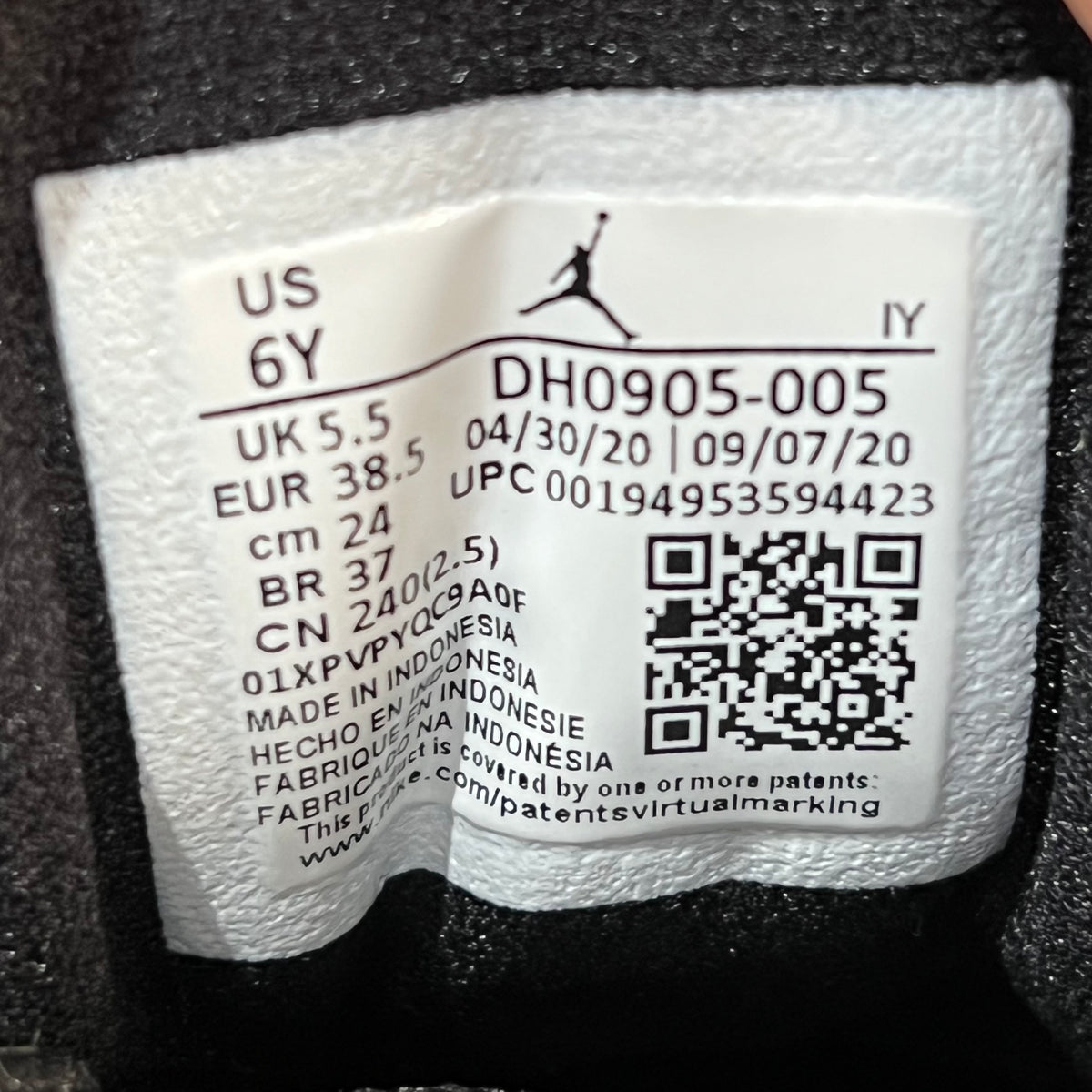 Jordan 12 Black Dark Concord (2020) Size 6Y USED s18956