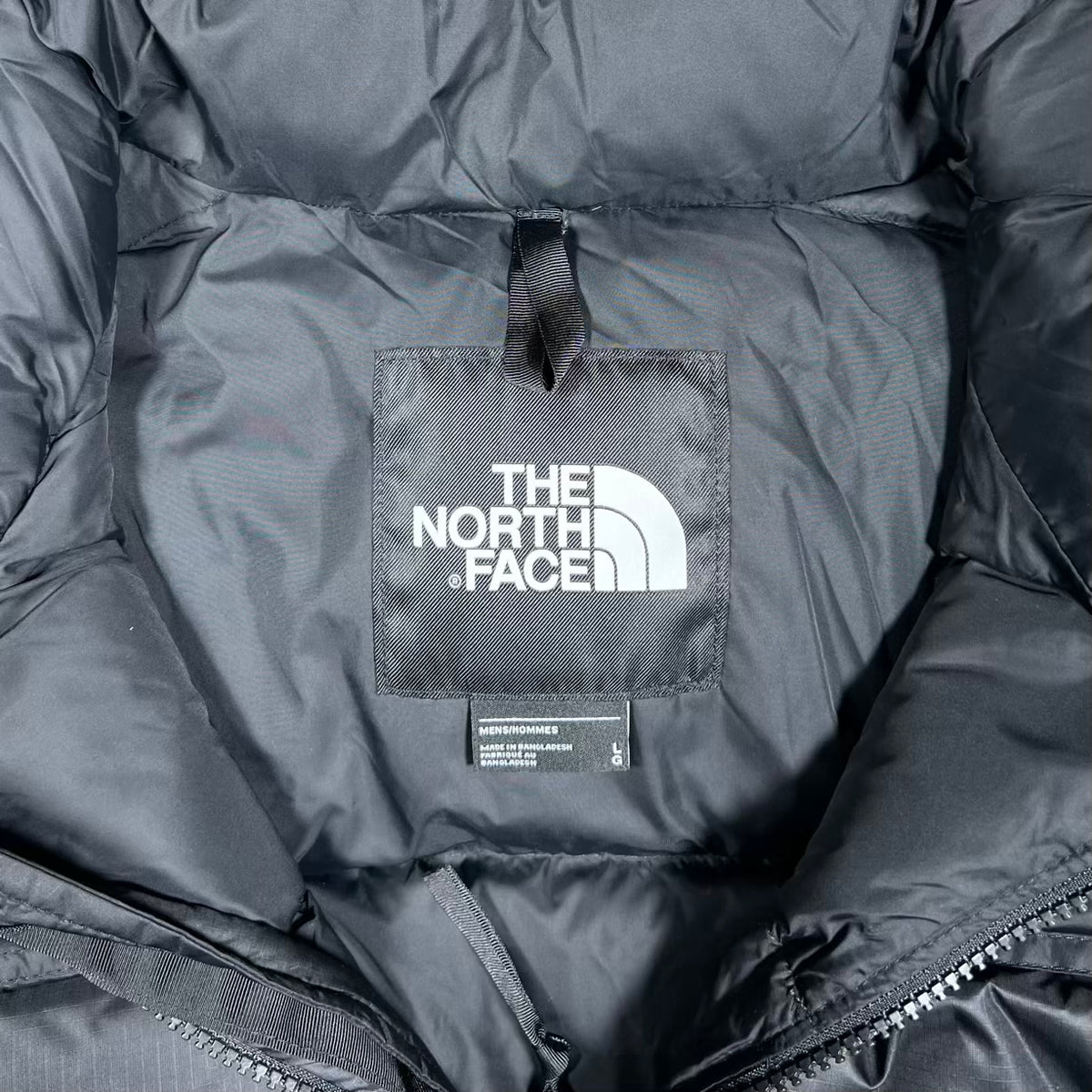 North Face 700 Series Black Puffy Jacket Size Large USED v20259