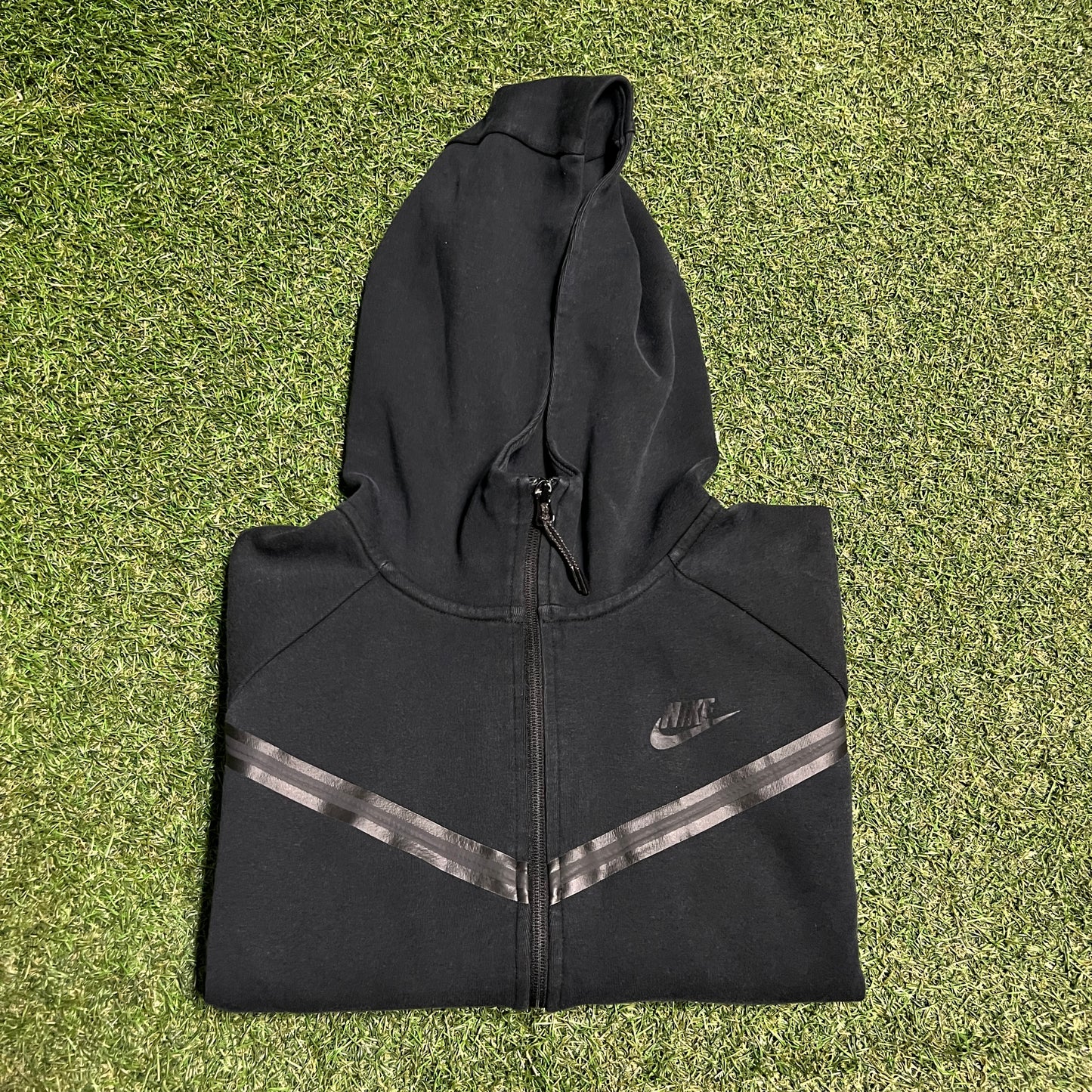 Nike Tech Black Zip Up Black Hoodie Size Medium USED v16482