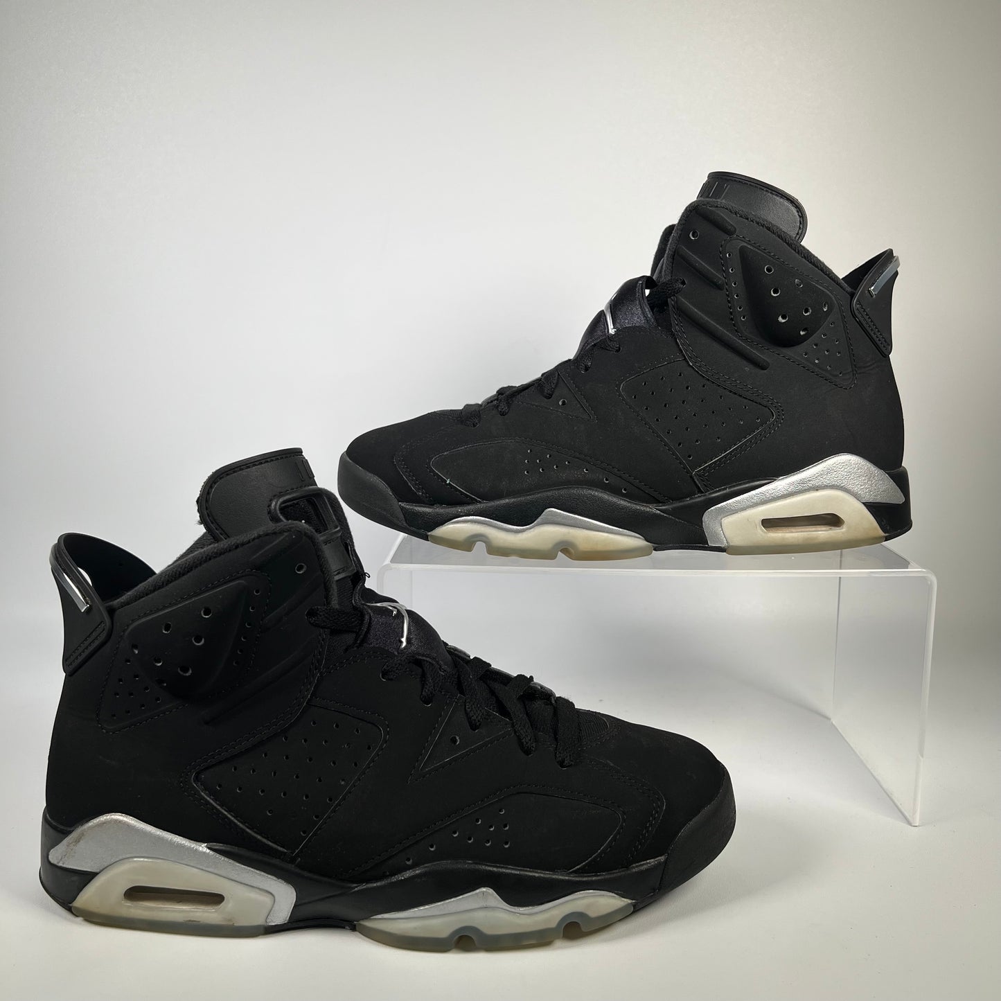 Jordan 6 Chrome (2022) Size 9 USED s18606
