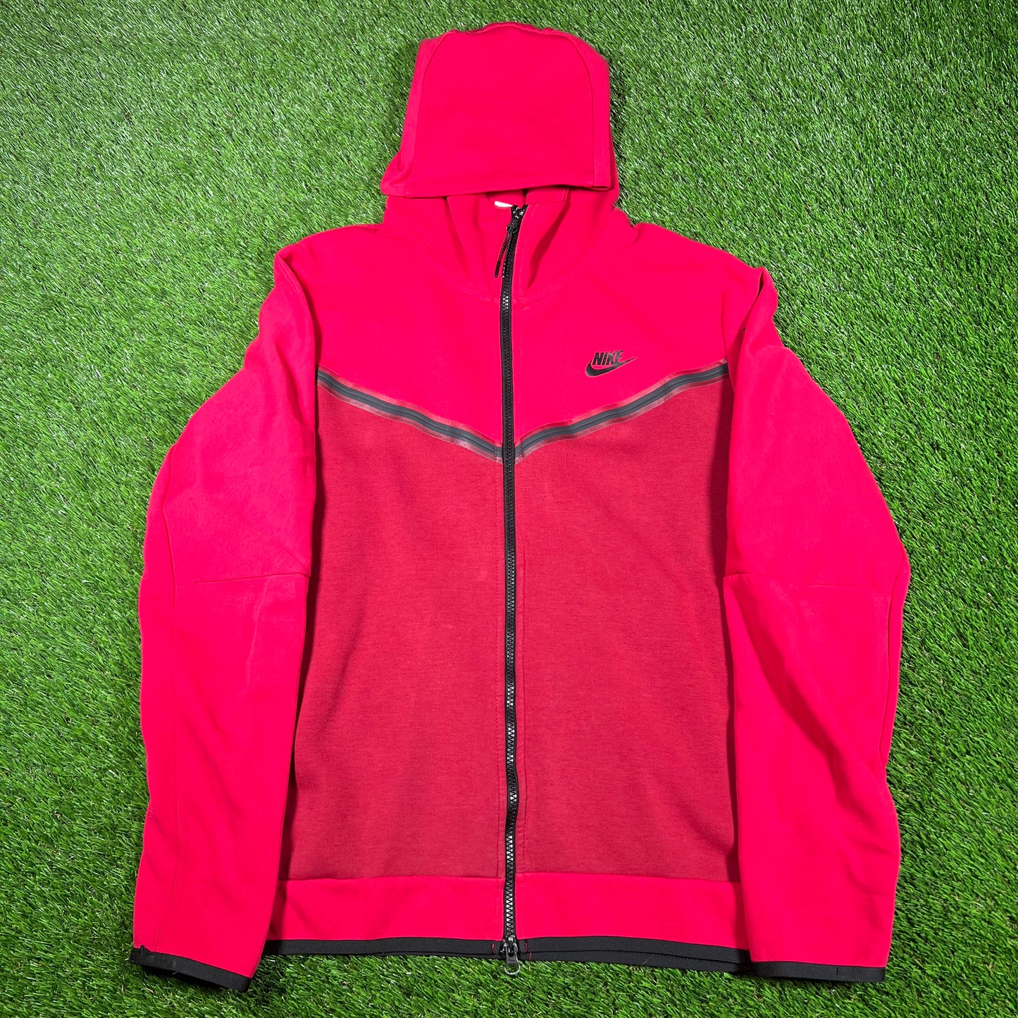 Nike Tech Red on Red Hoodie Size Large USED v16926