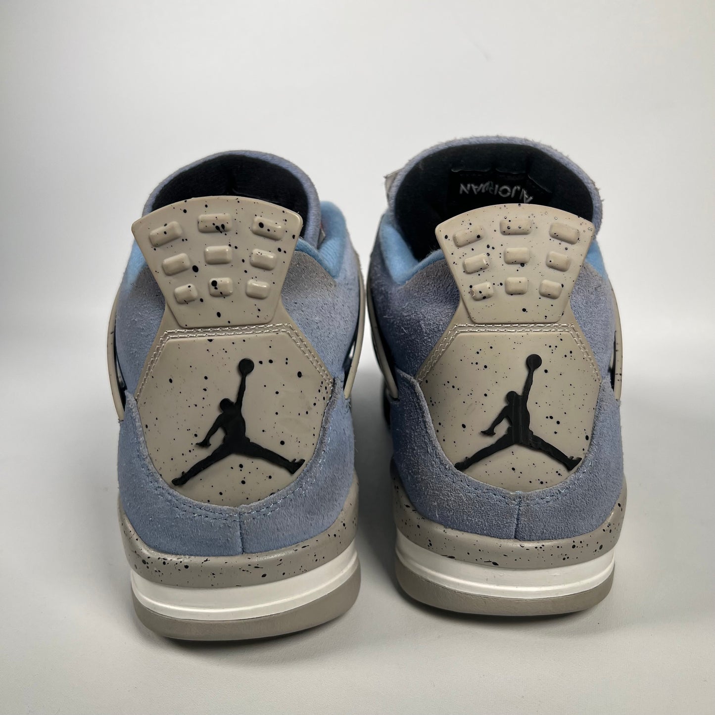 Jordan 4 University Blue (2021) Size 9 USED s17883