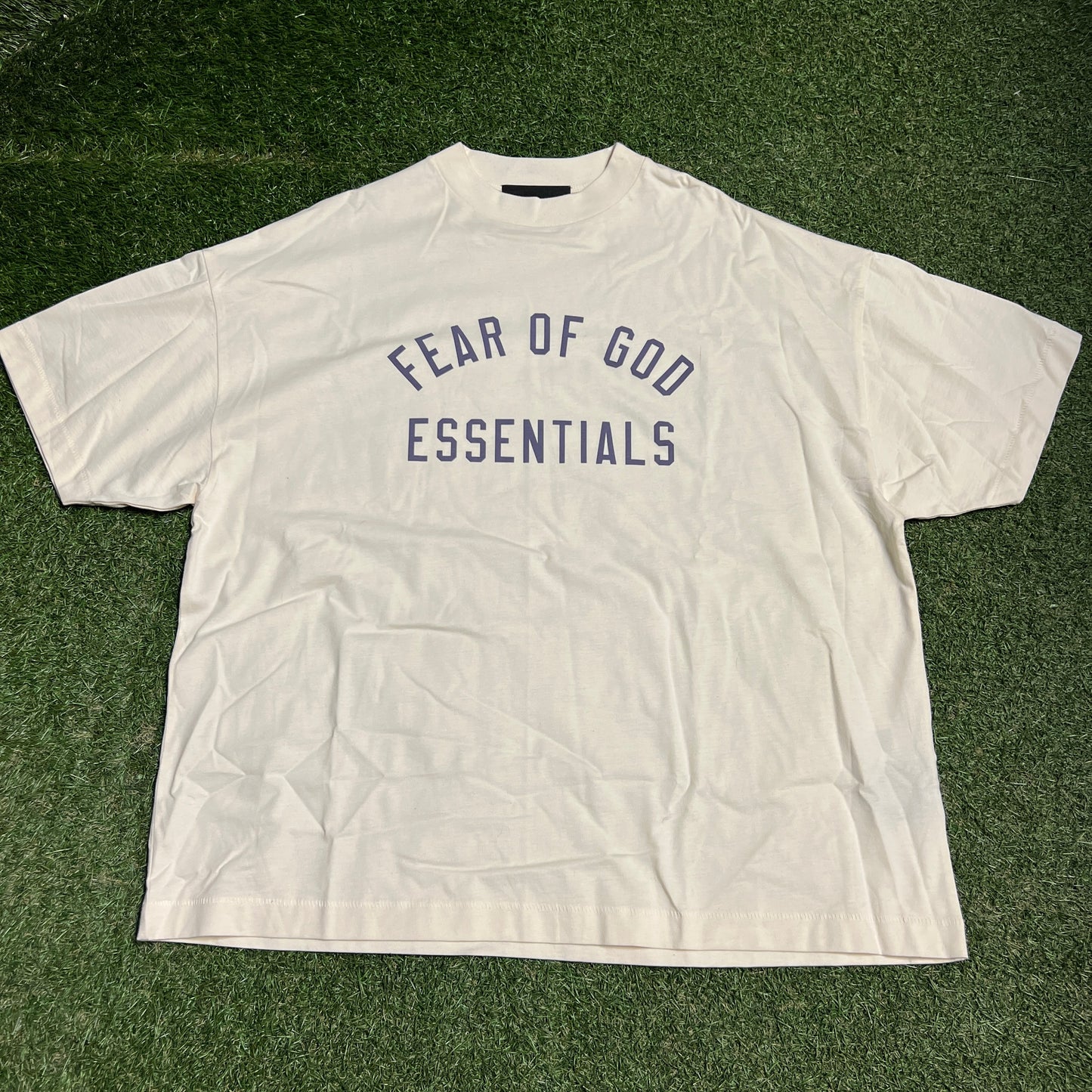 Fear of God FOG Essentials Cream Center Logo Tee Size Medium USED x14119