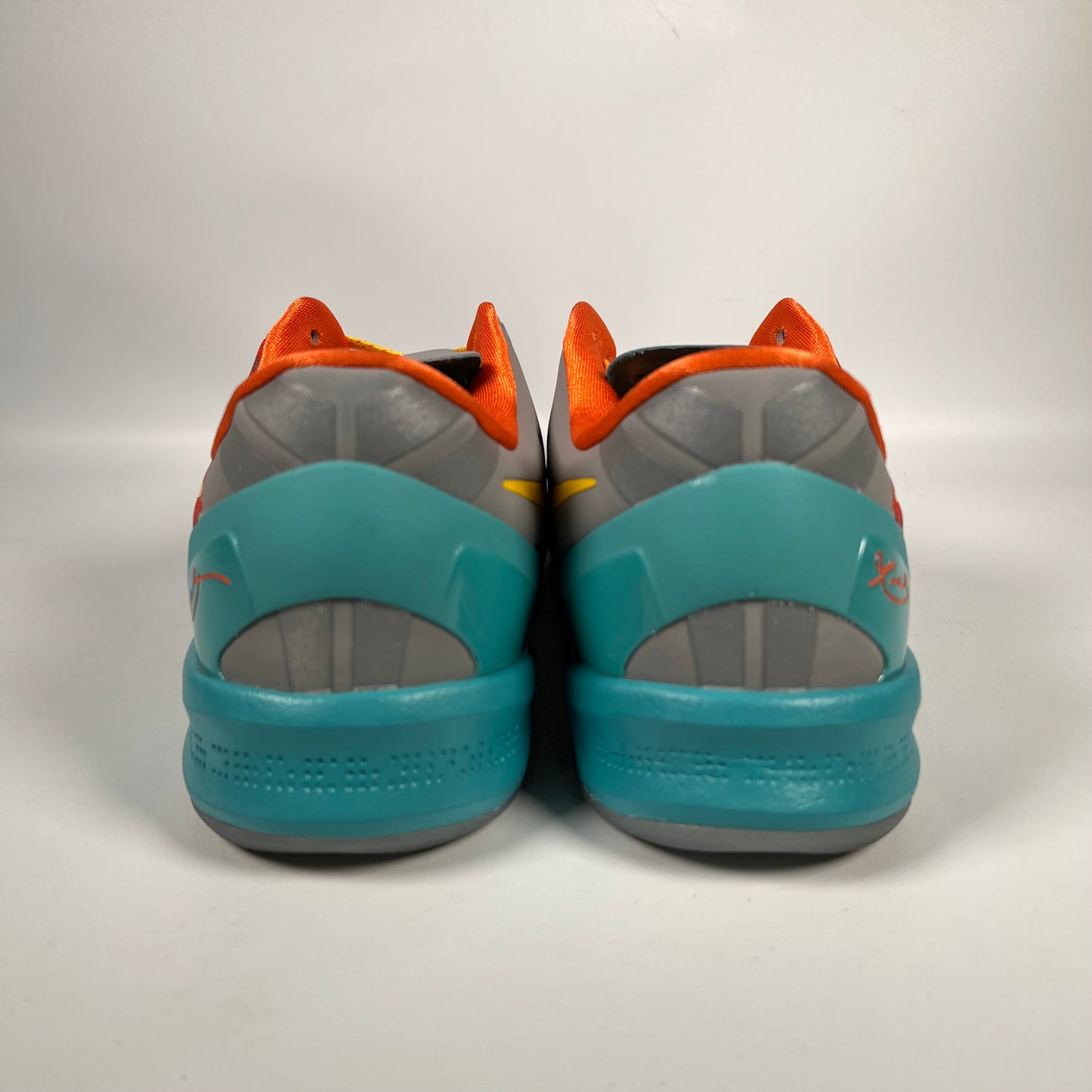 Nike Kobe 8 Venice Beach (2024) Size 12 USED s17944
