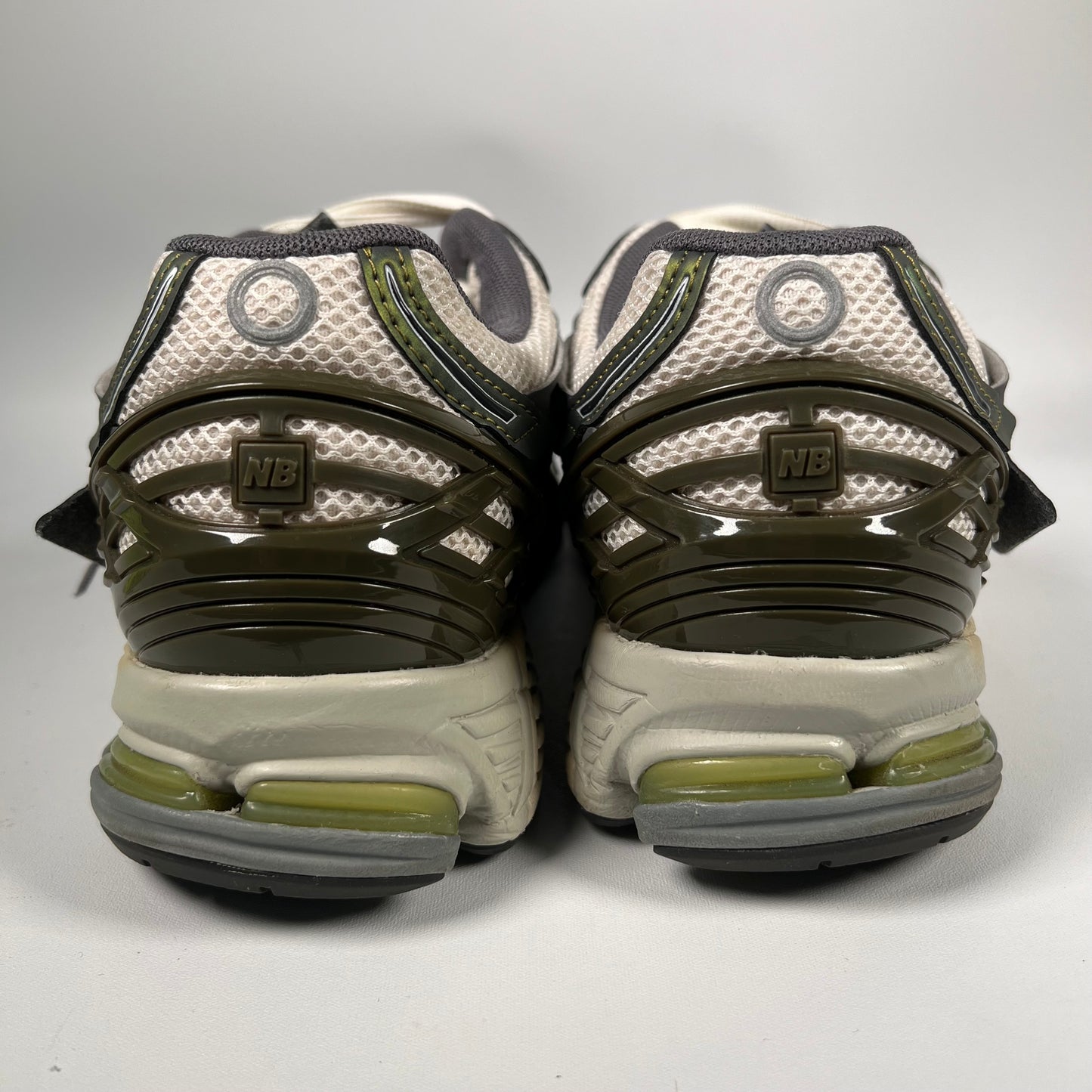 New Balance 1906A Olive Juice Sea Salt (2025) Size 10 USED s18894