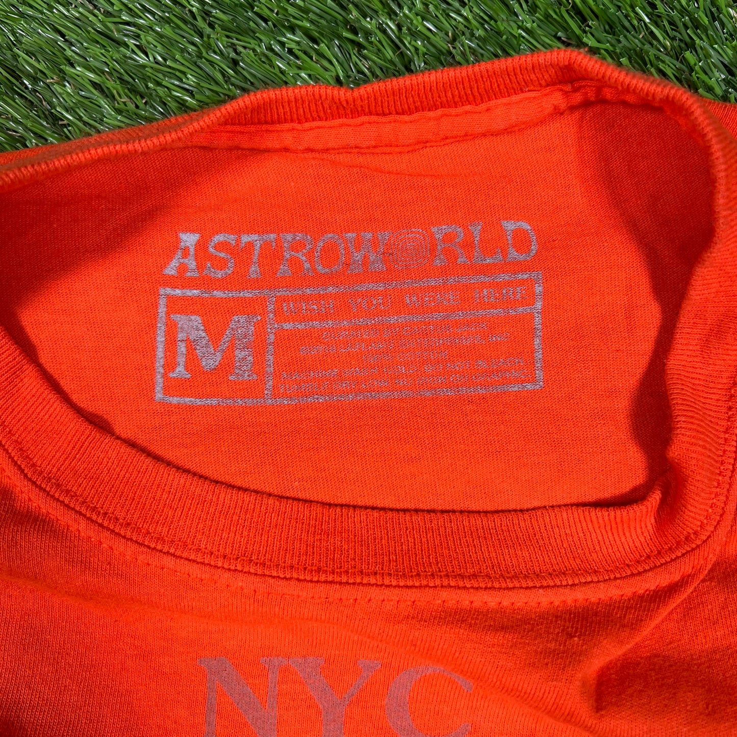 Travis Scott Astroworld Orange Knicks Tee Size Medium USED x14496