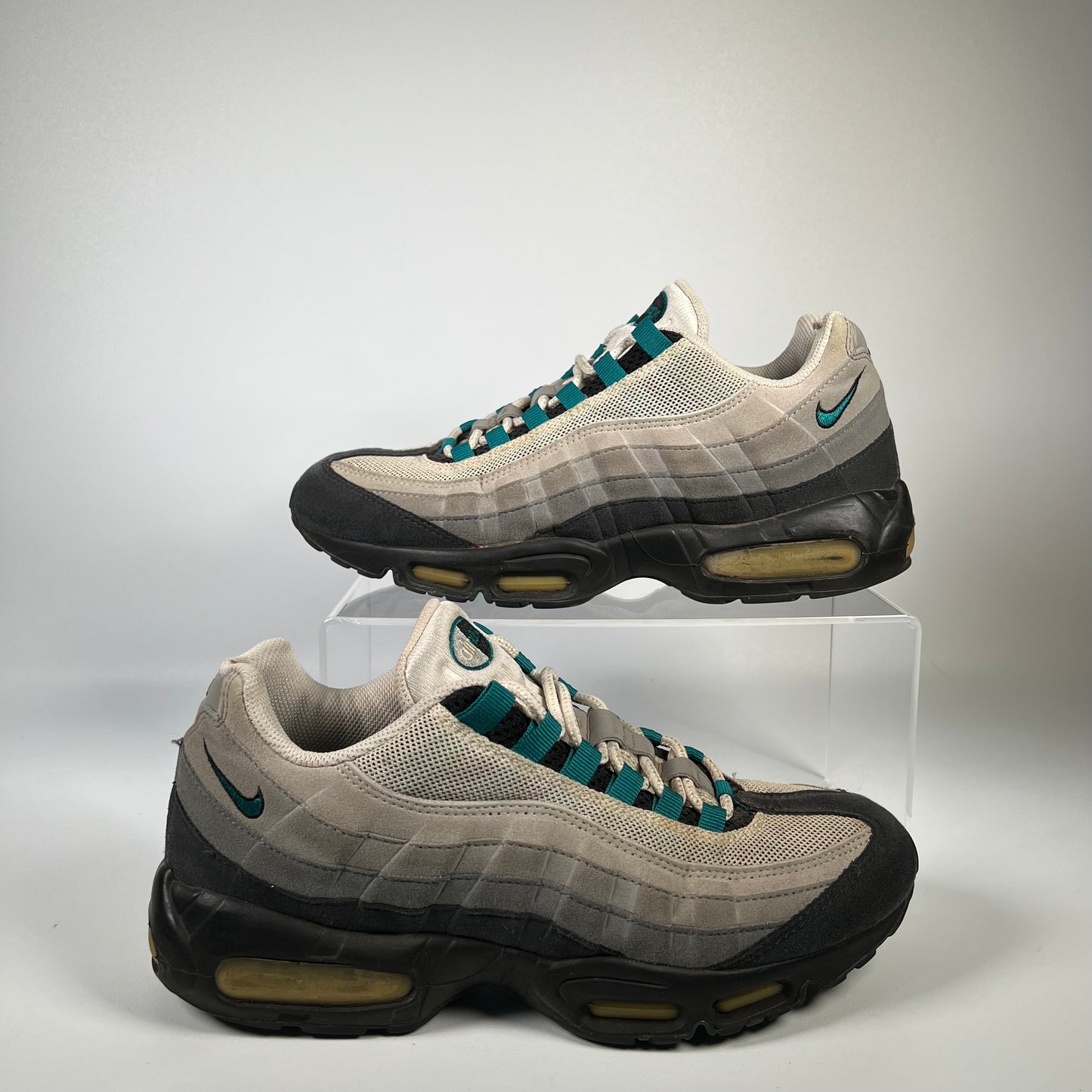 Nike Air Max 95 Freshwater (2009) Size 9.5 USED s18168
