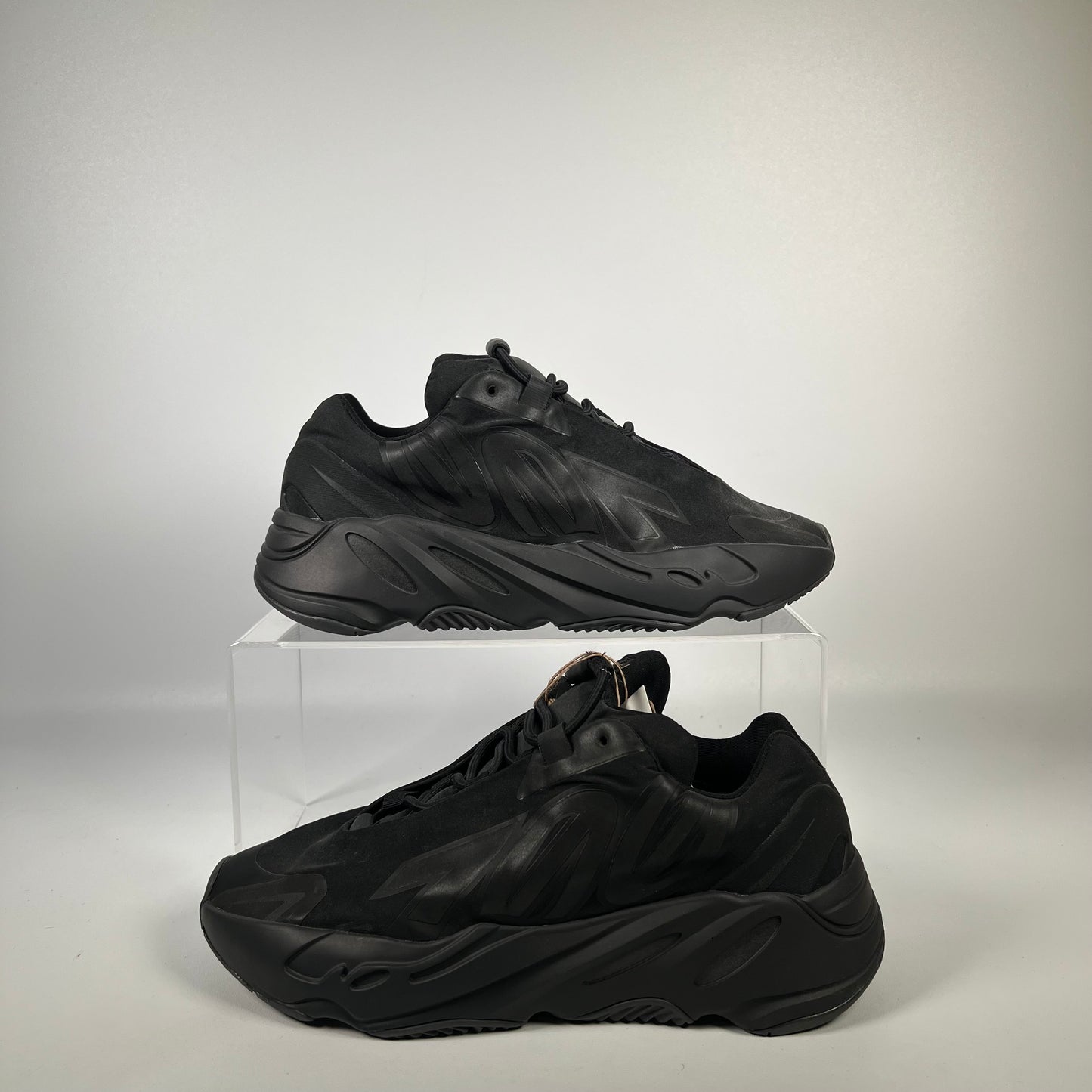 Yeezy 700 Triple Black (2020) Size 6.5 NEW s18664