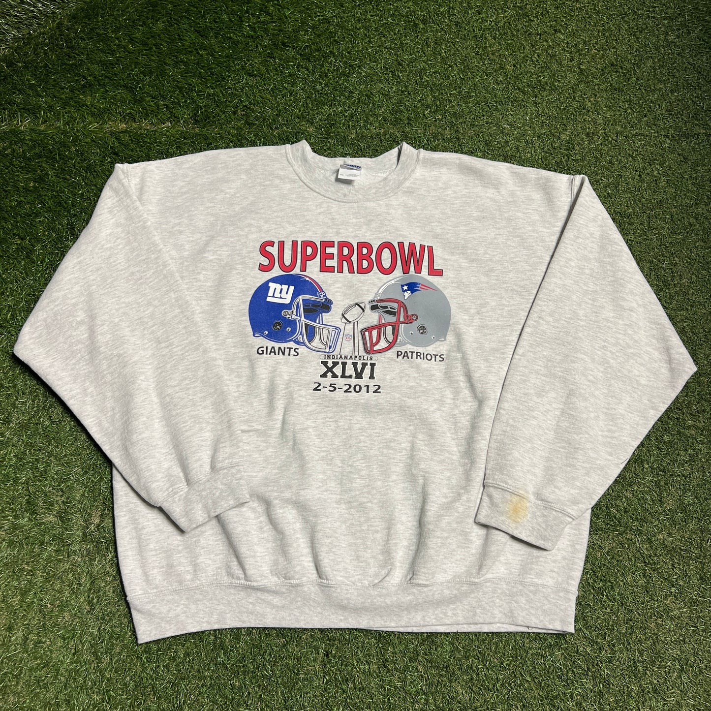 2012 Superbowl Giants Patriots Indianapolis Grey Crewneck Size XXL USED v16434