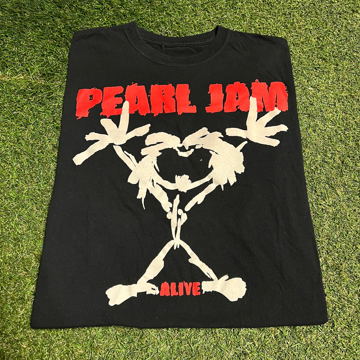 Pearl Jam Modern Alive Tour Black Tee Size Large USED v16426