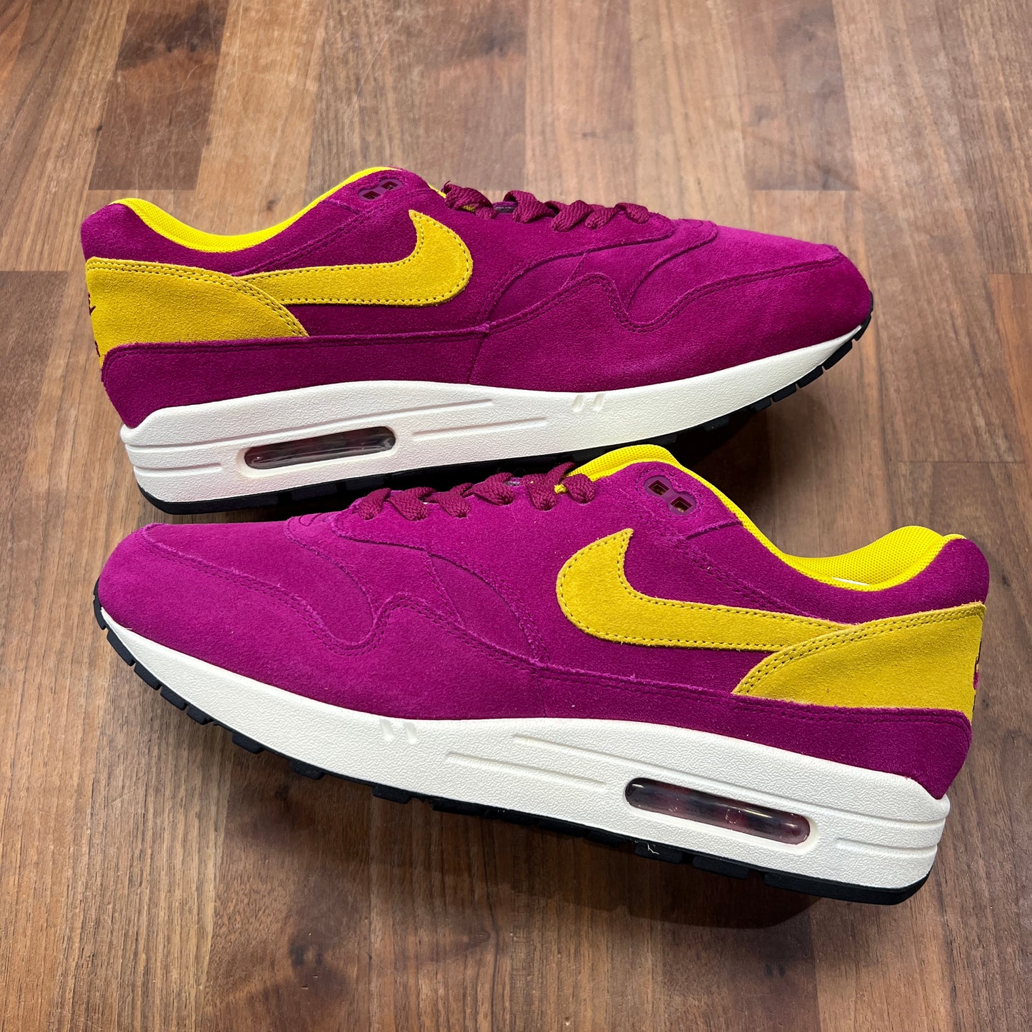 Nike Air Max 1 Dynamic Berry Size 10.5 NEW s16919