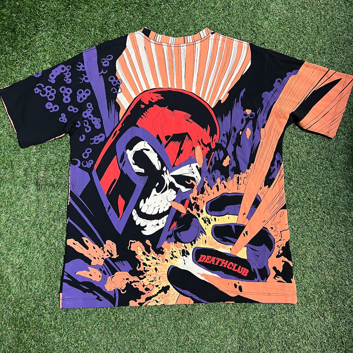 Deathclub Magneto Skull AOP Mutli Colored Tee Size Large USED v16028