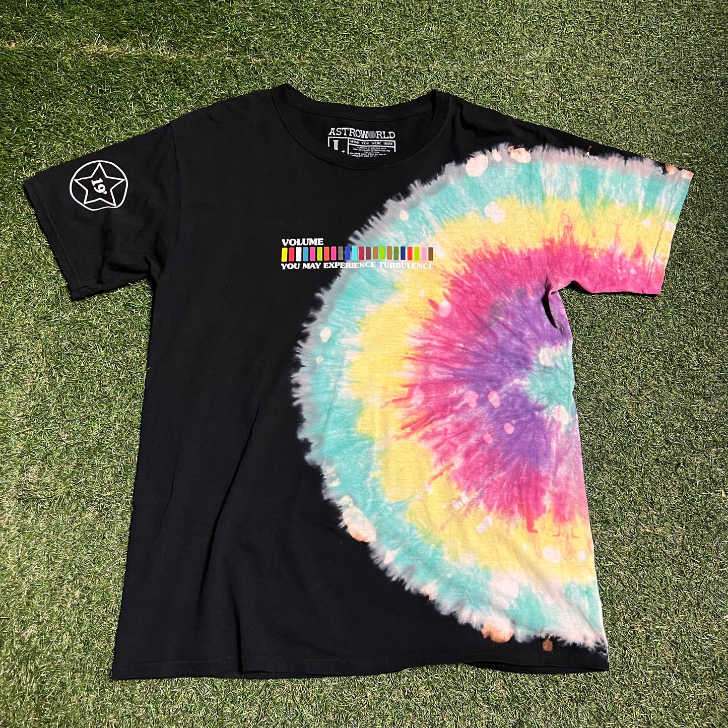 Travis Scott You May Experience Turbulence Tie Dye Tee Size Large USED x13349