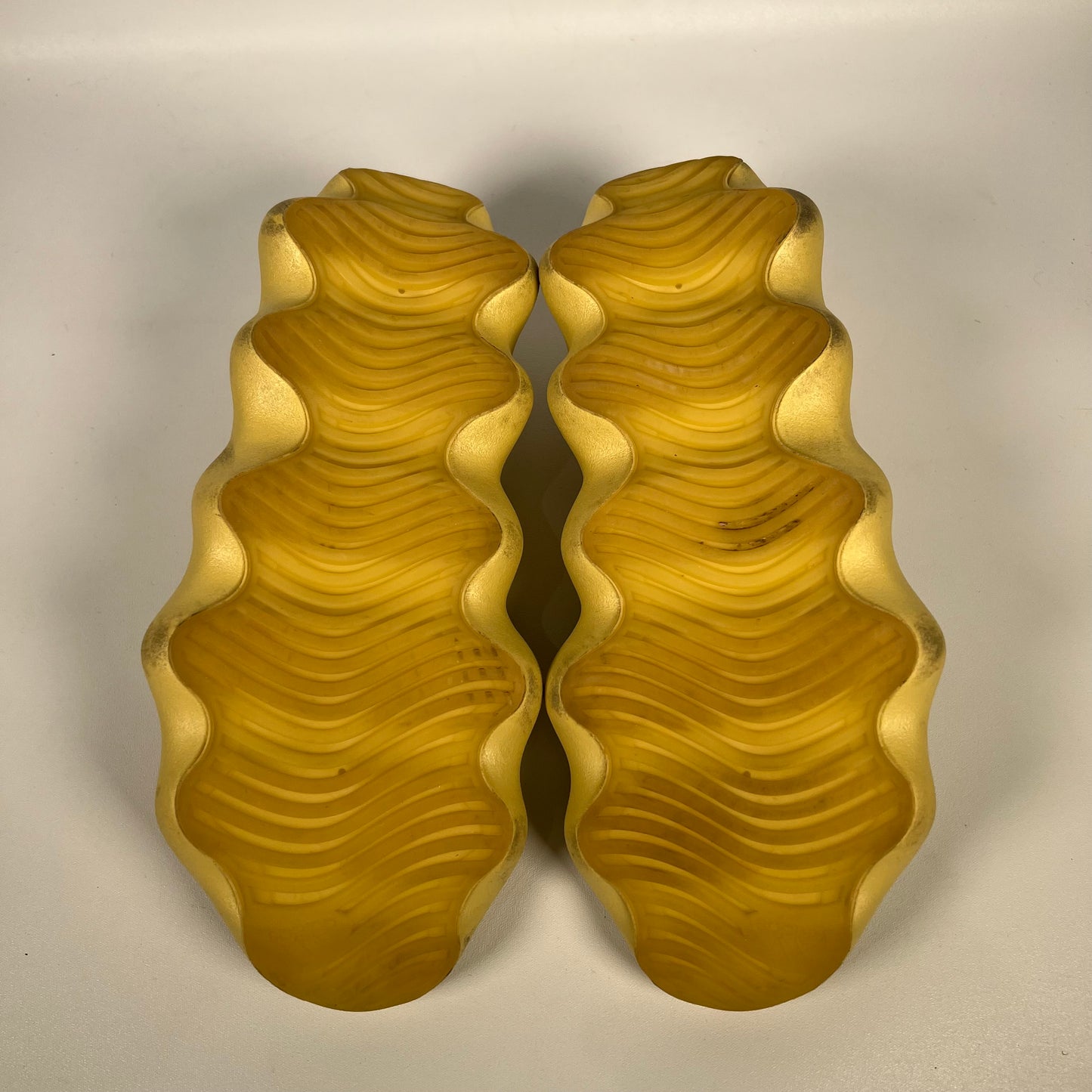 Yeezy 450 Sulfur (2022) Size 7 USED s17524