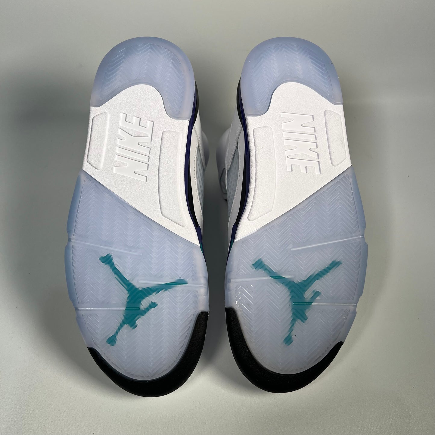 Jordan 5 Grape (2025) Size 9.5 NEW s17690